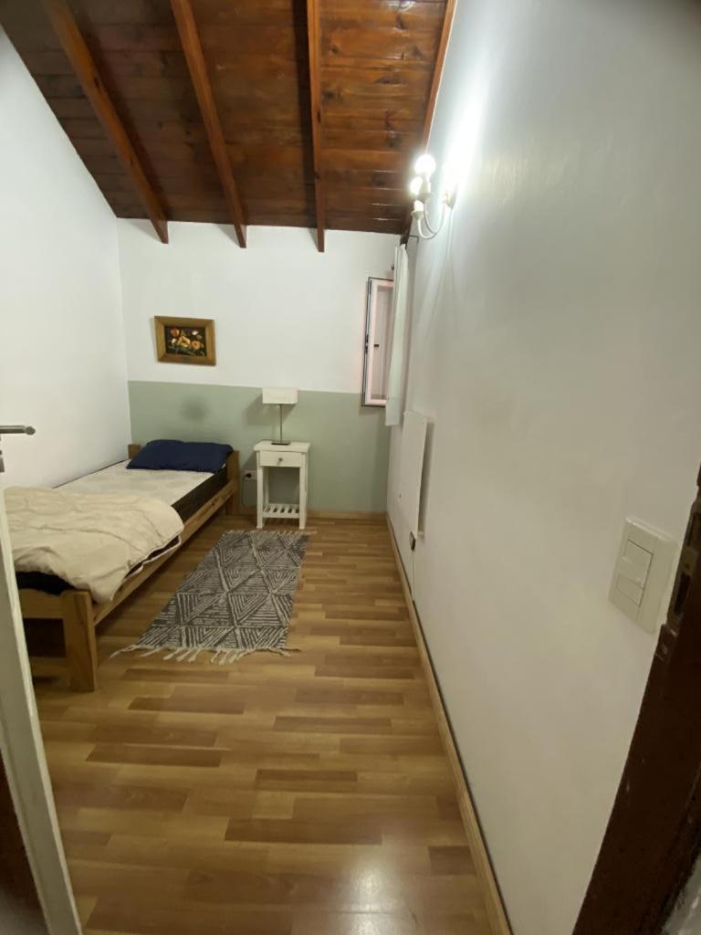 Three-Bedroom House photo 3