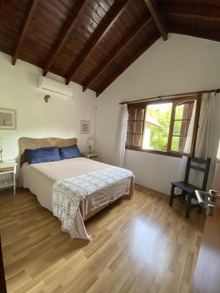 Three-Bedroom House photo 2