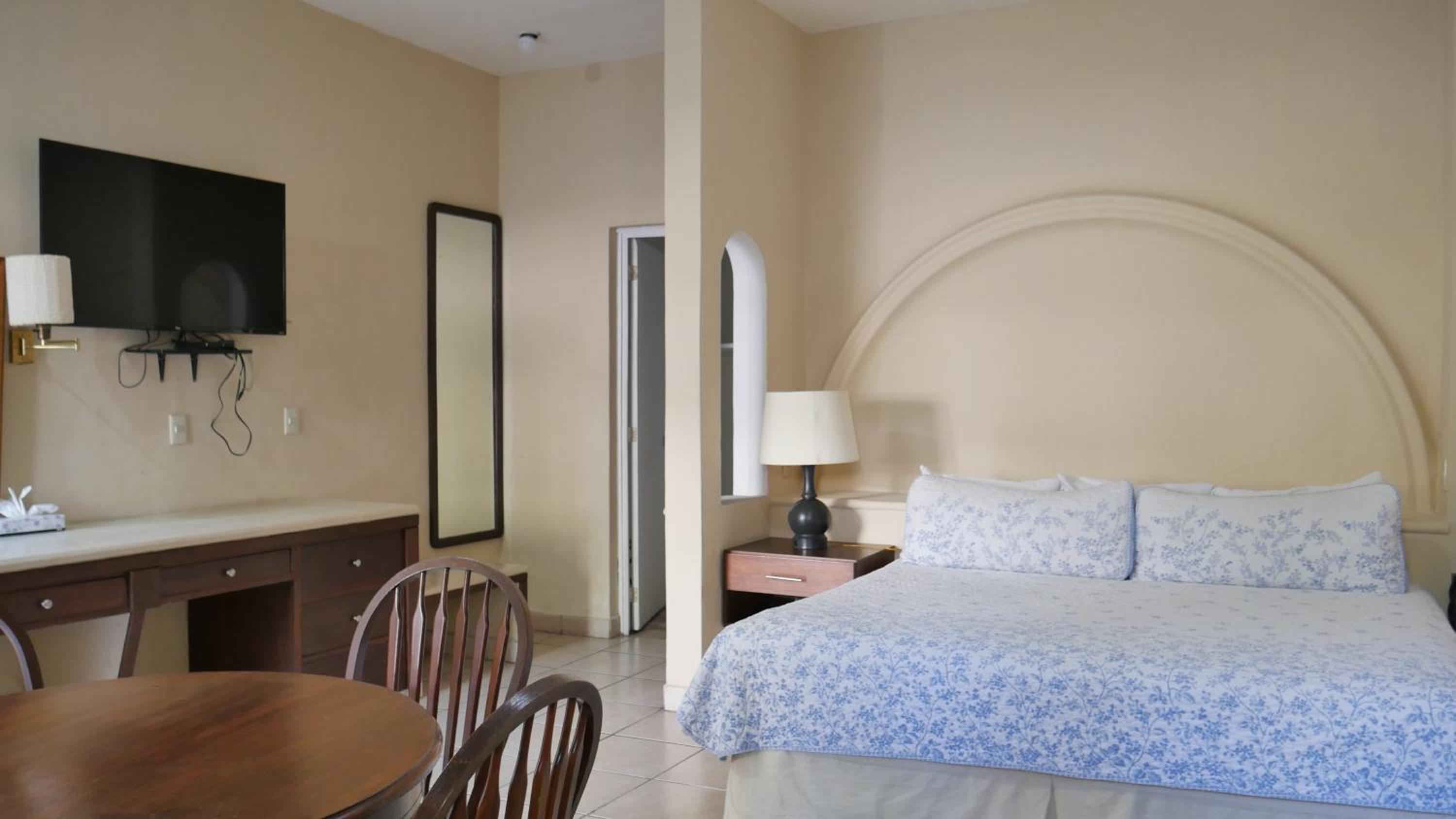 Deluxe Double Room photo 3