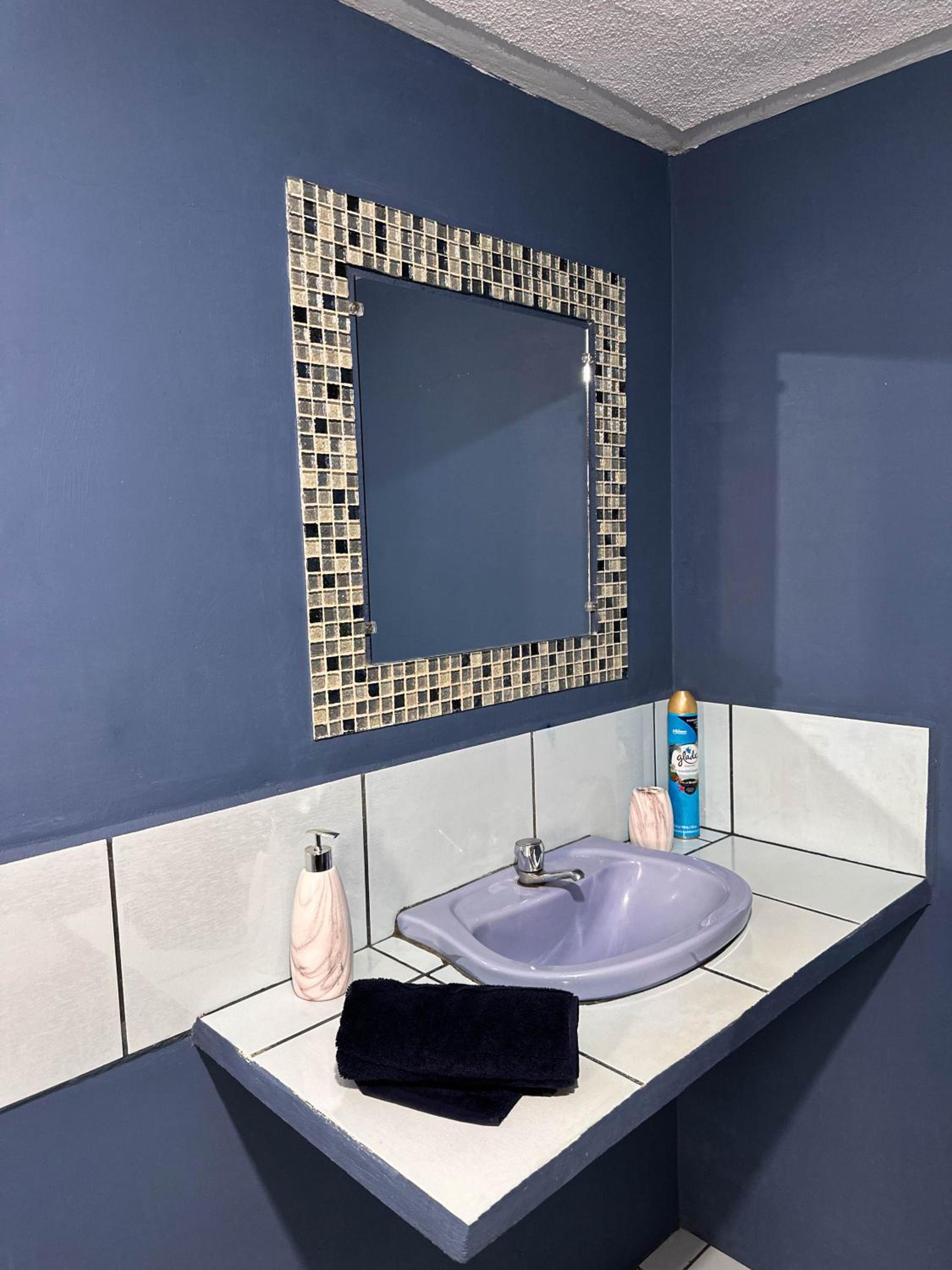 Deluxe Double Room with Bath photo 2