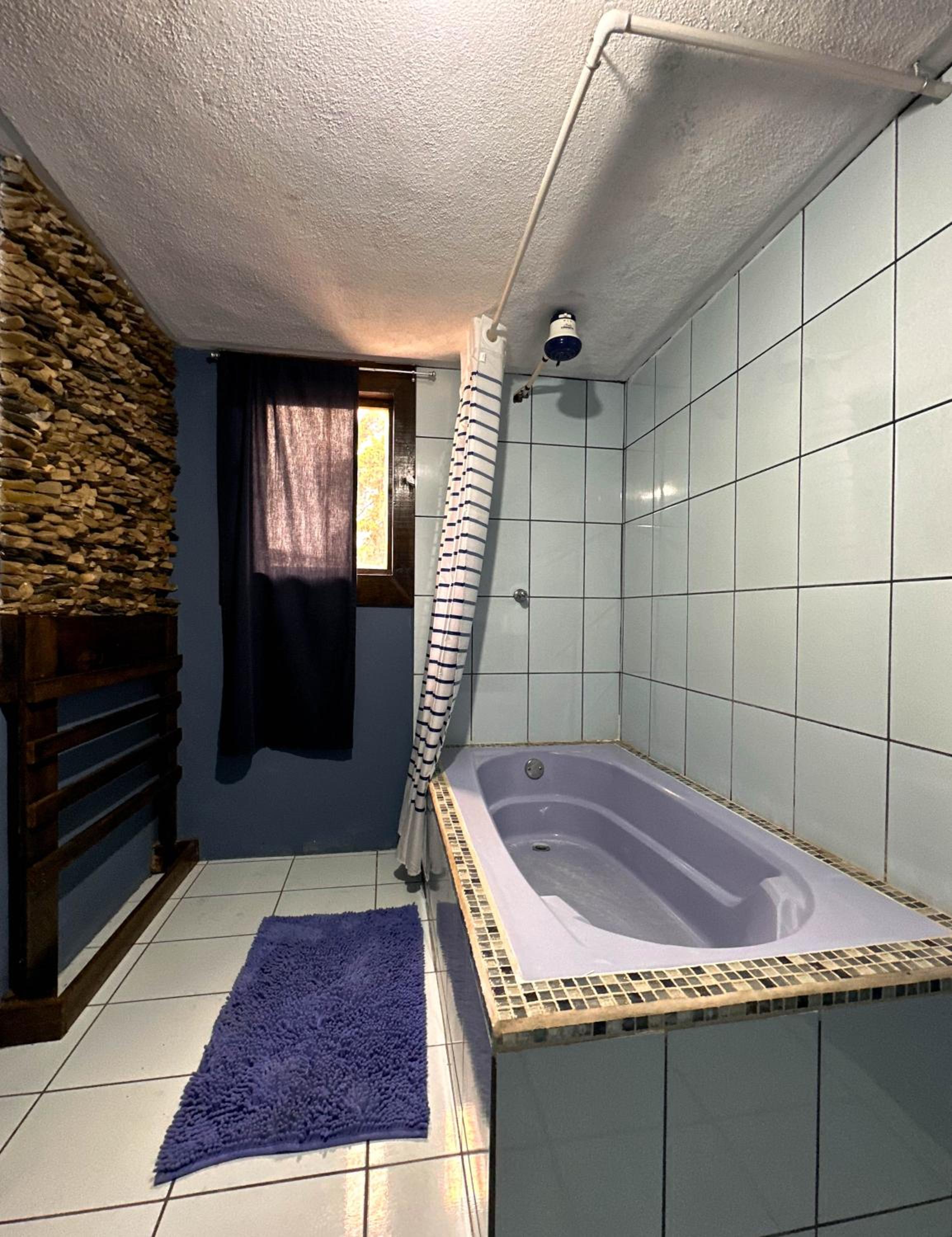 Deluxe Double Room with Bath photo 3