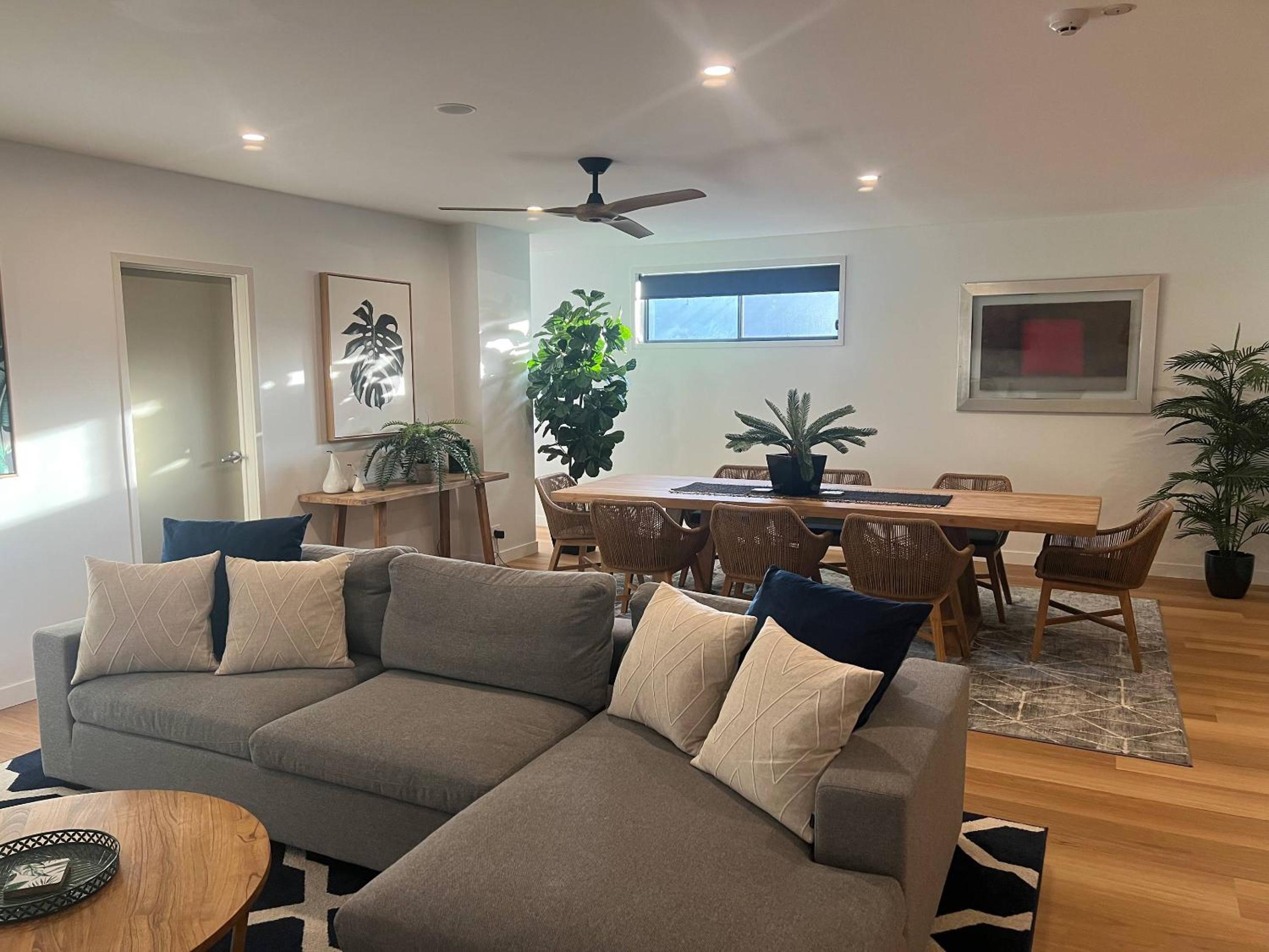 Three-Bedroom Apartment with Ensuite Bathroom