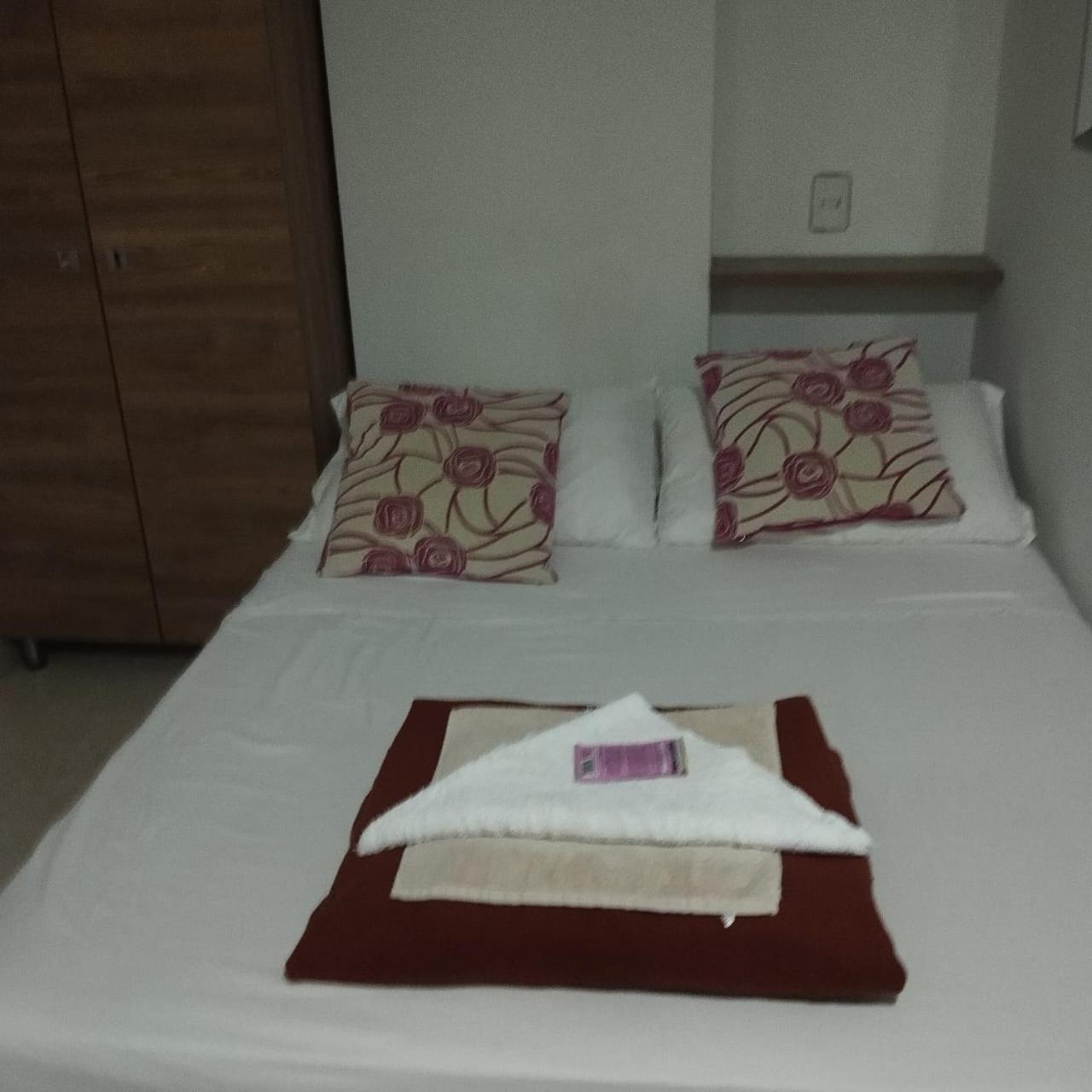 Studio Apartment with One Double Bed photo 1