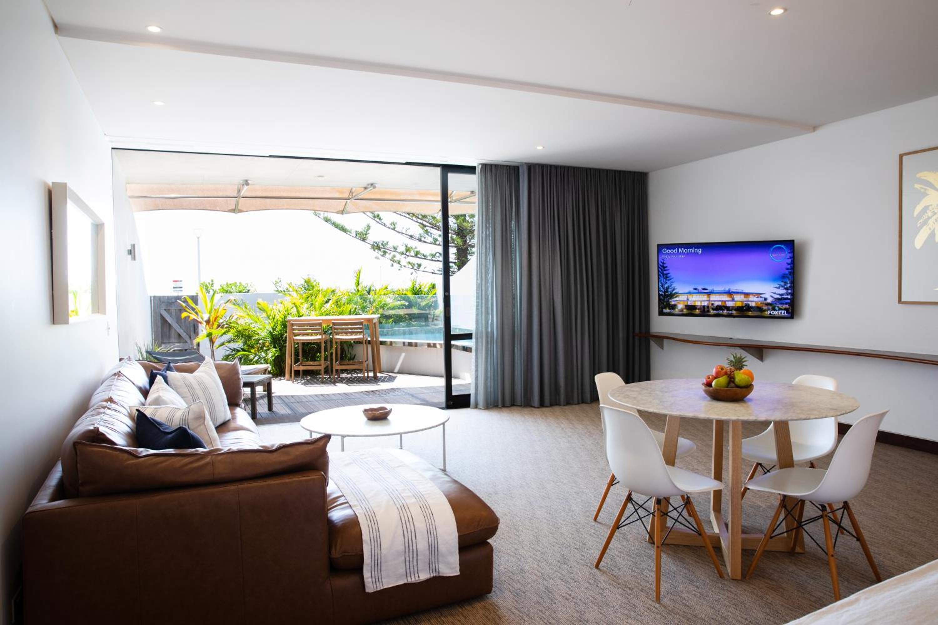 Studio with Plunge Pool - Beach Front - Photo 19
