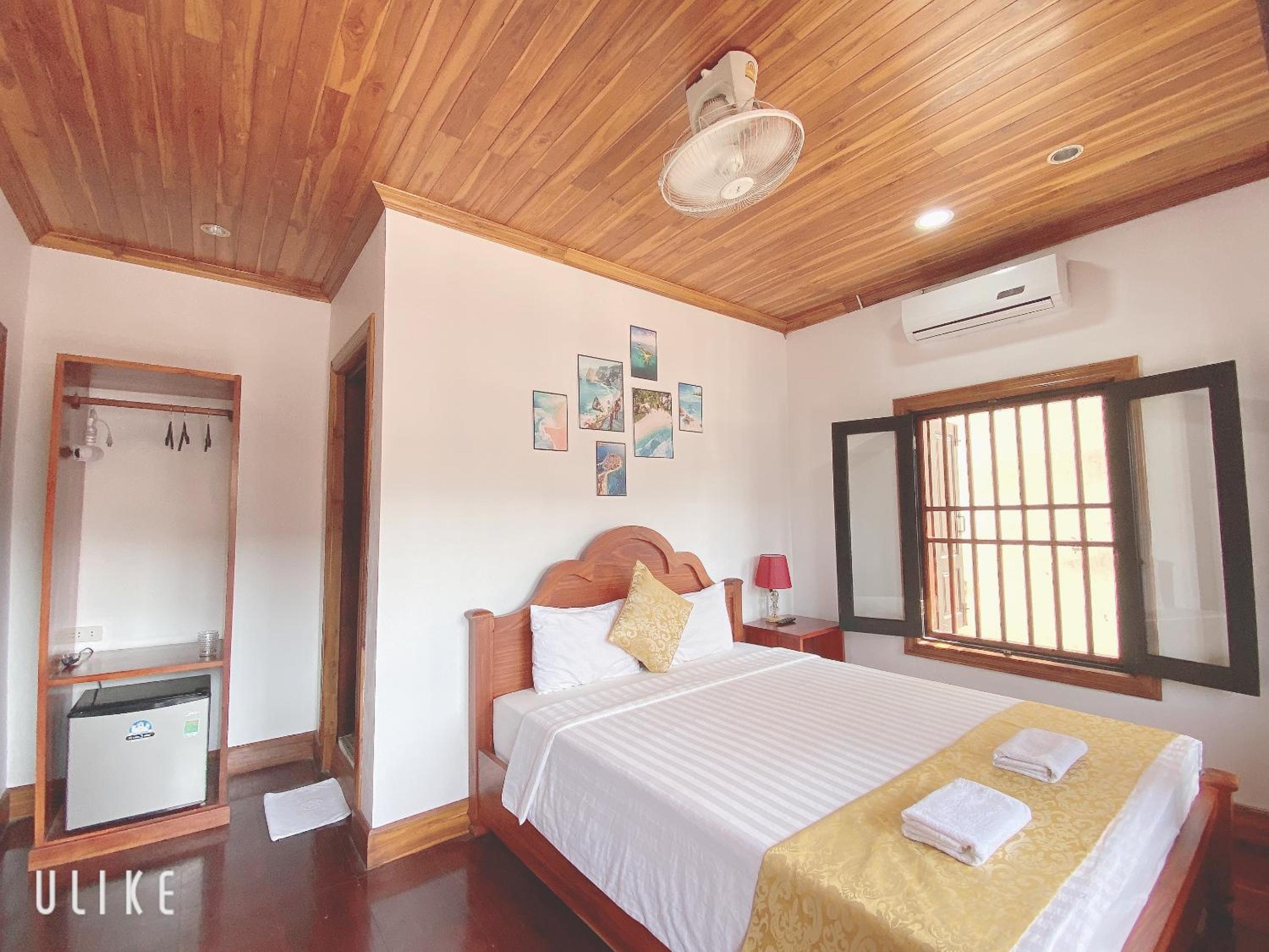 Deluxe Double Room with Balcony - Photo 1