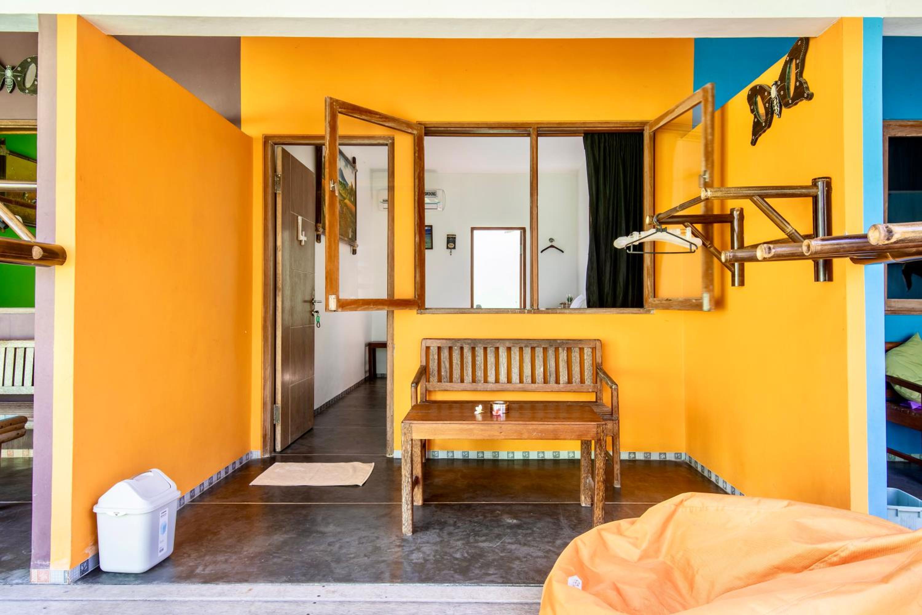 Double Room with Garden View - Photo 10