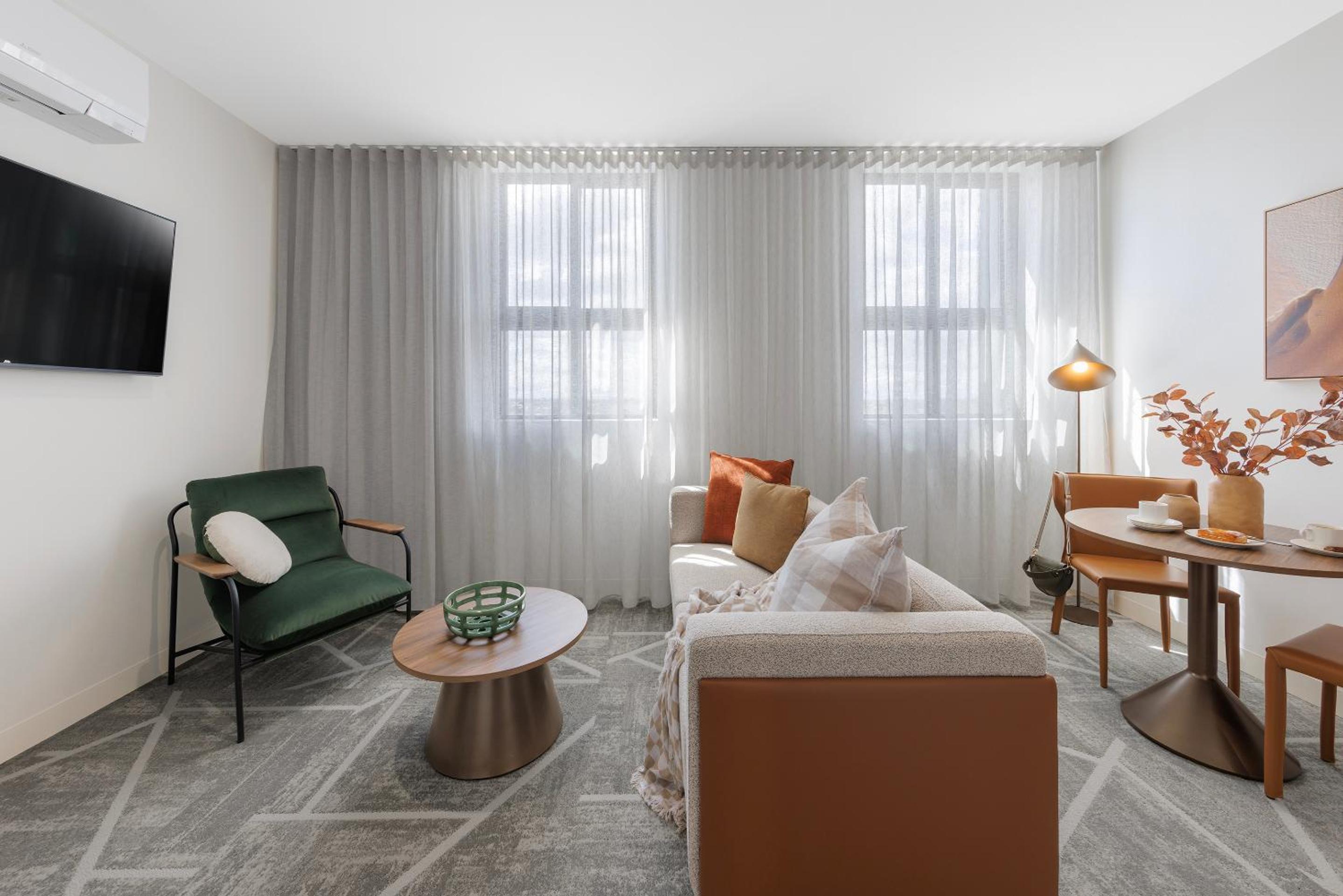 One-Bedroom Apartment