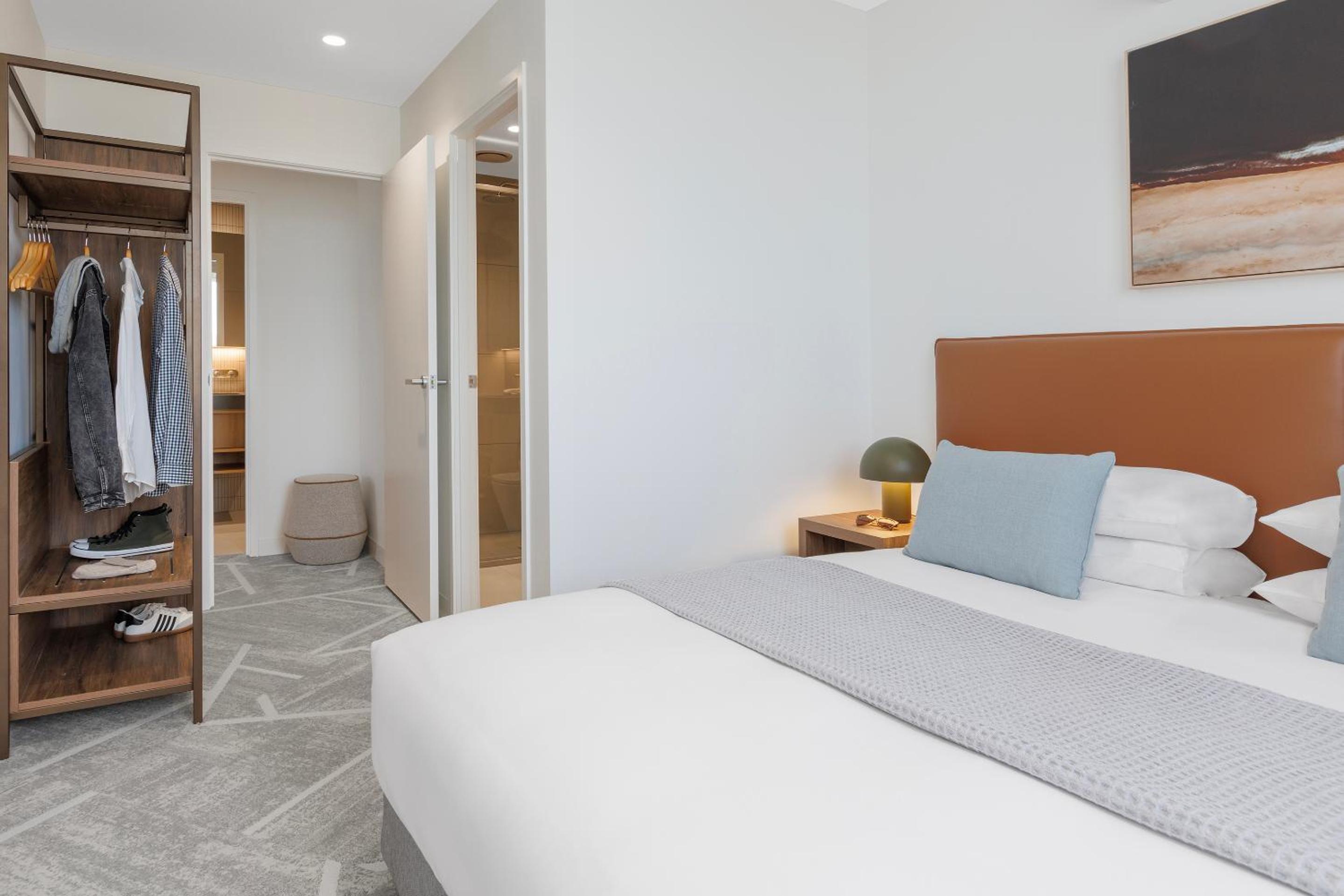 Three Bedroom Apartment - Interconnecting