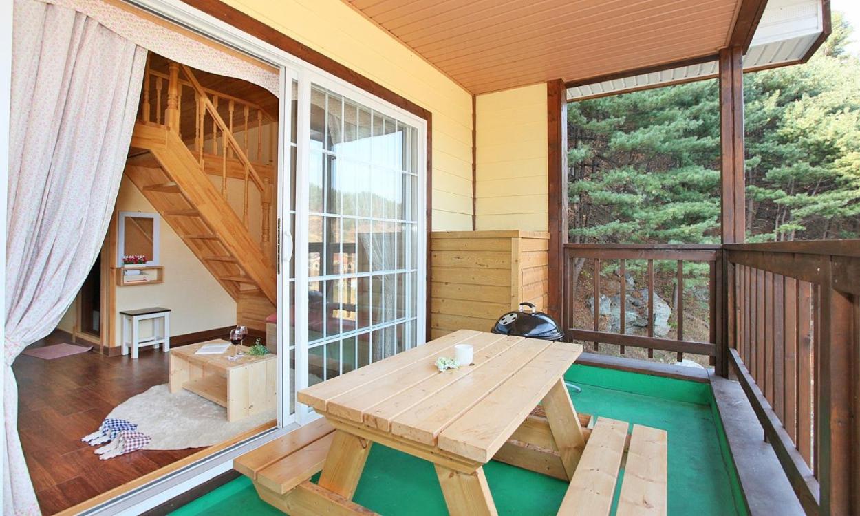 Double Room - Photo 11