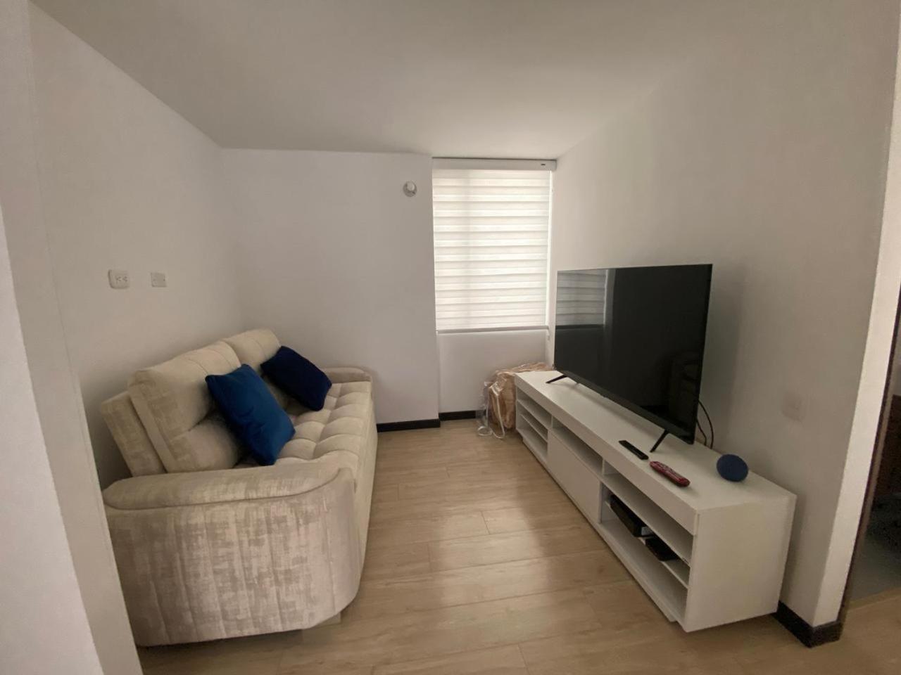 Three-Bedroom Apartment photo 2