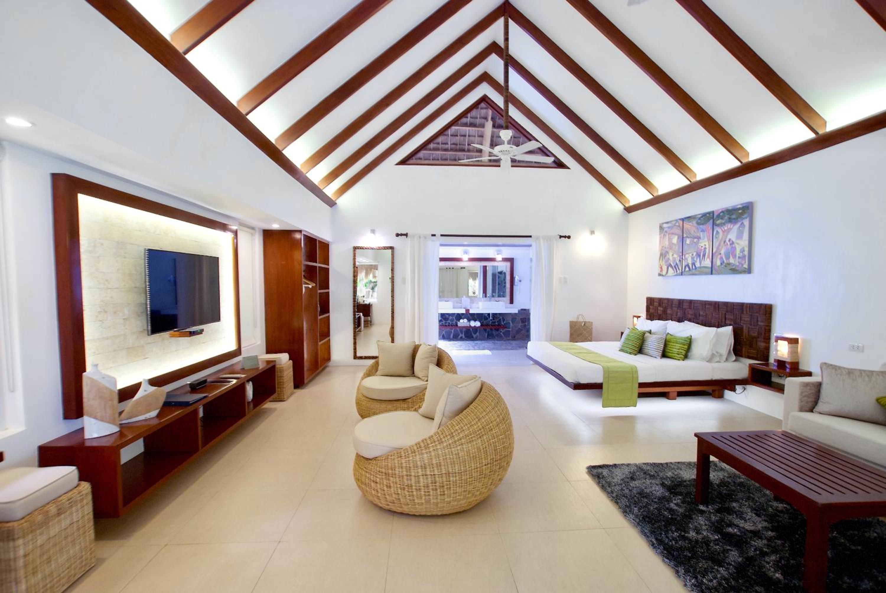 Superior Suite - Photo 5