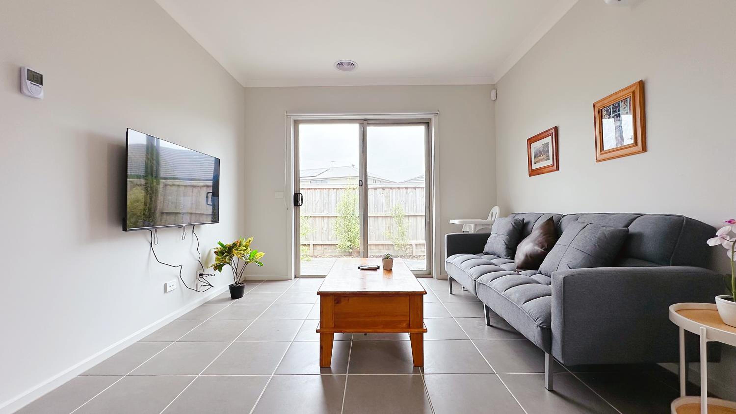 Three-Bedroom House photo 1