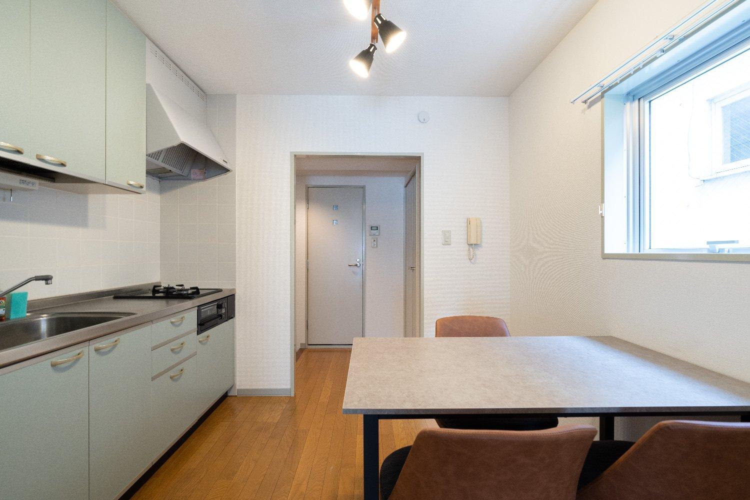One-Bedroom Apartment photo 3