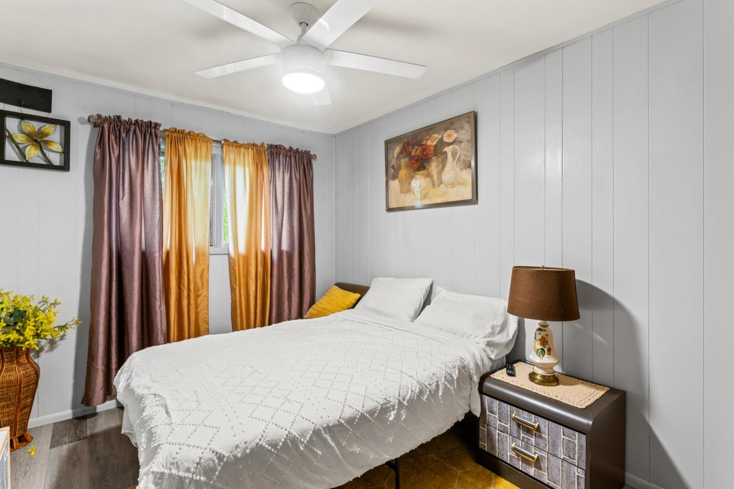 Double Room with Shared Bathroom photo 1