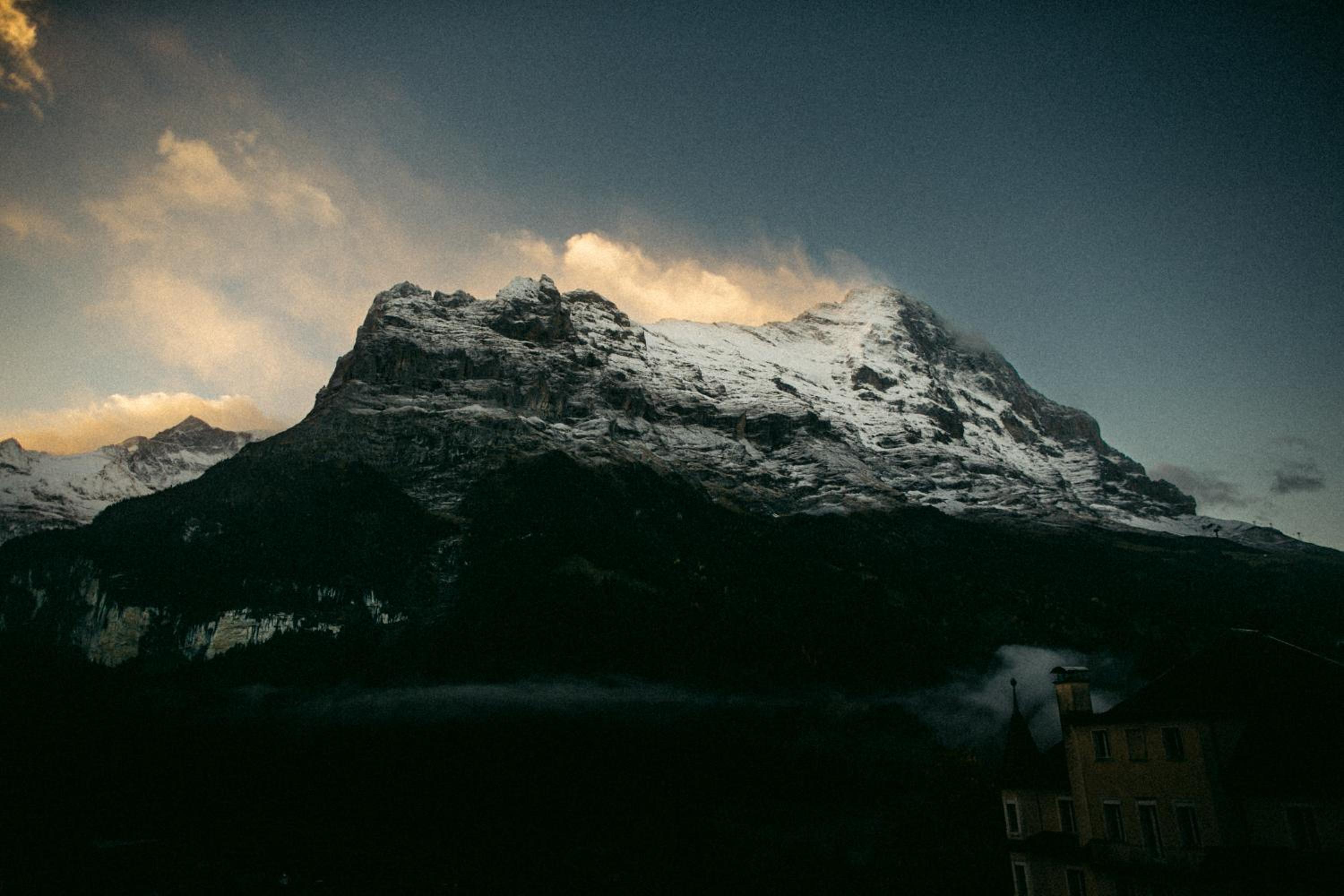 Panoramic Suite Eiger view - Photo 6