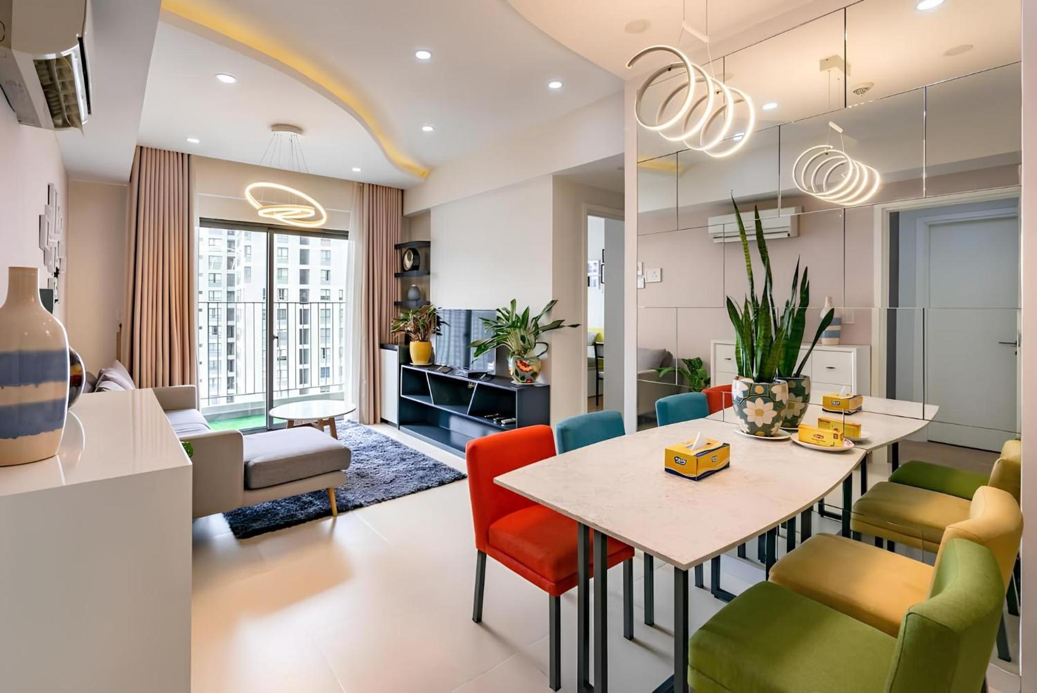 One-Bedroom Apartment With City View