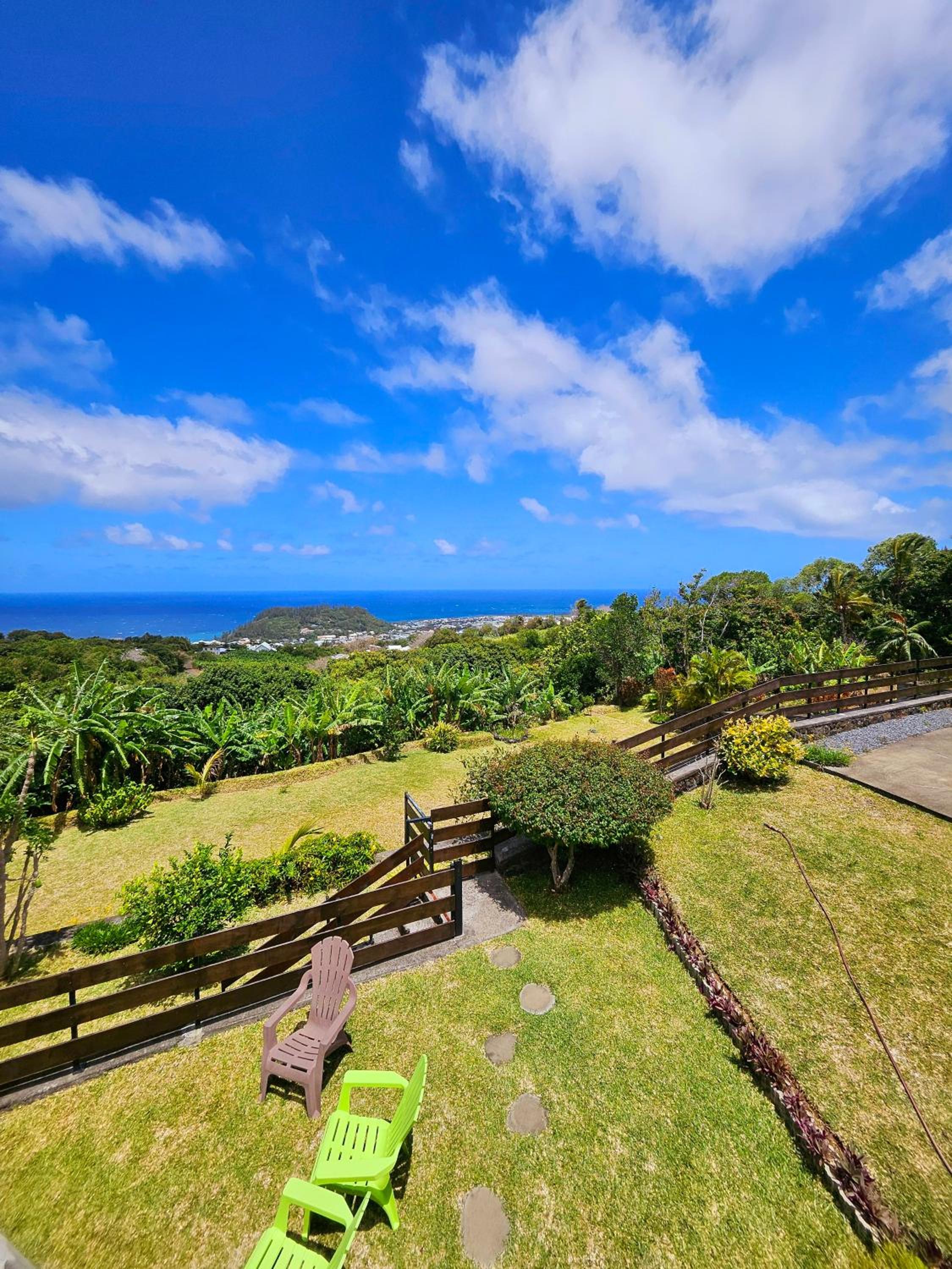 Three-Bedroom Vacation Home  photo 1