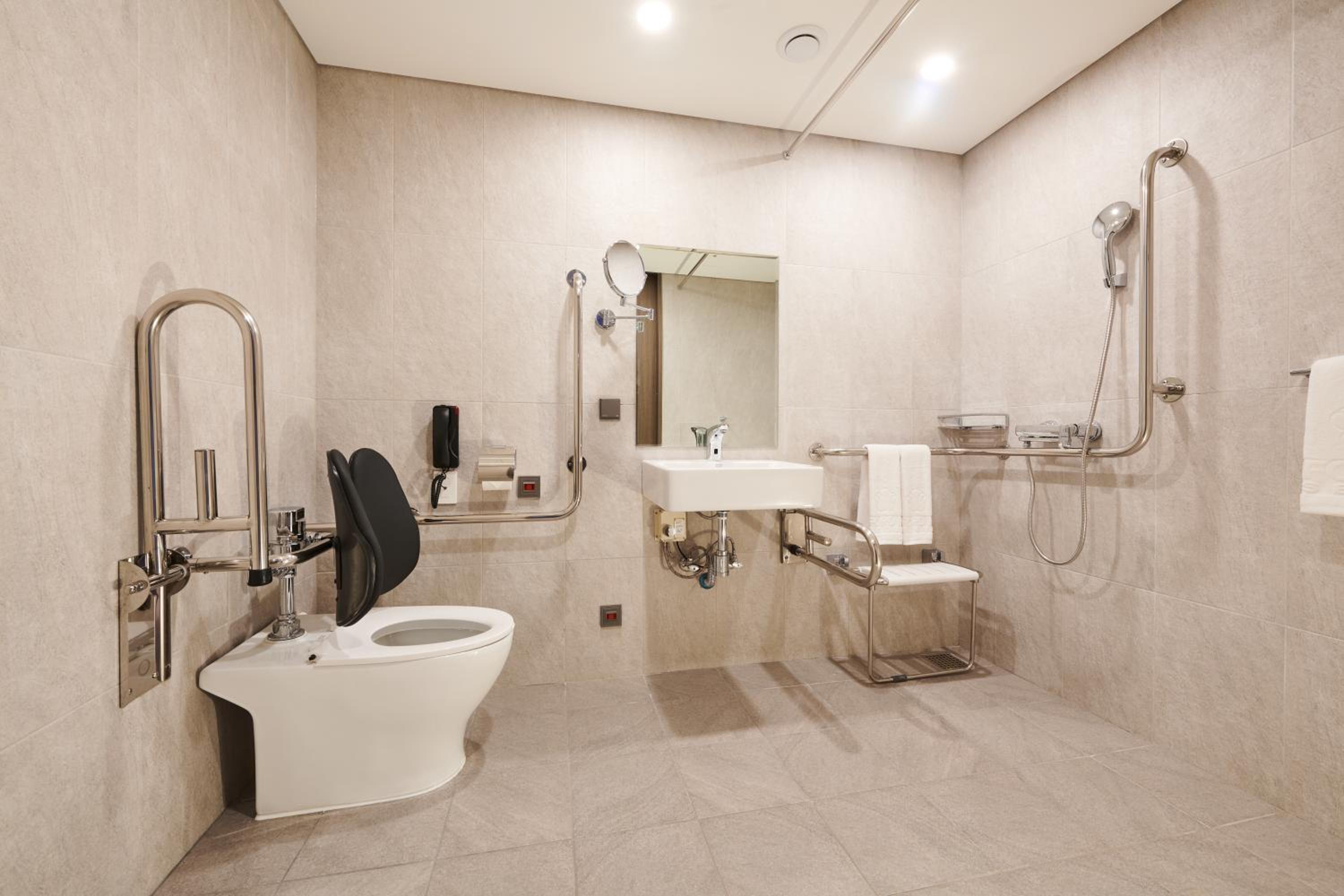 Handicap Double Room - Photo 3