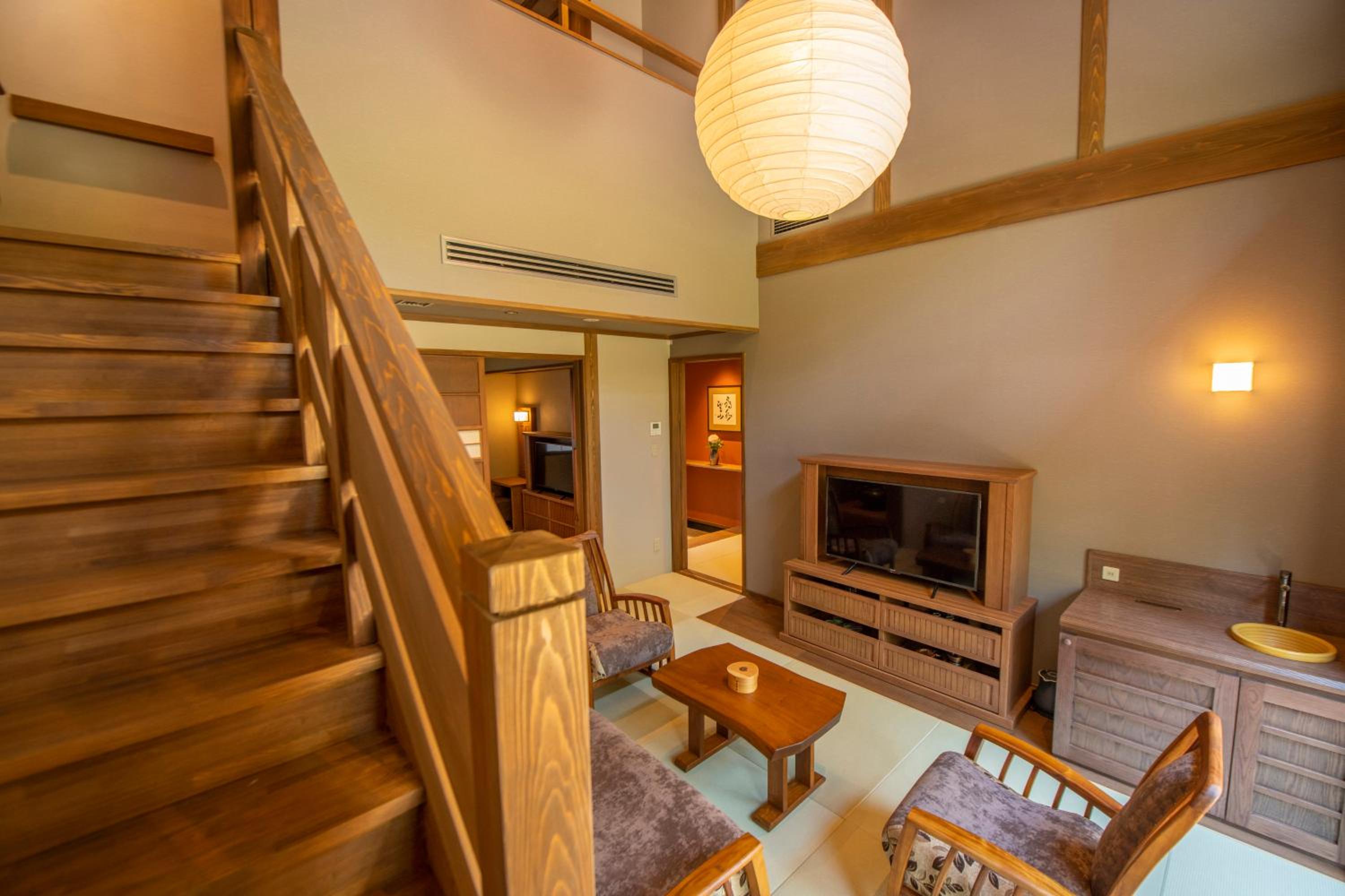 Suite - Photo 2