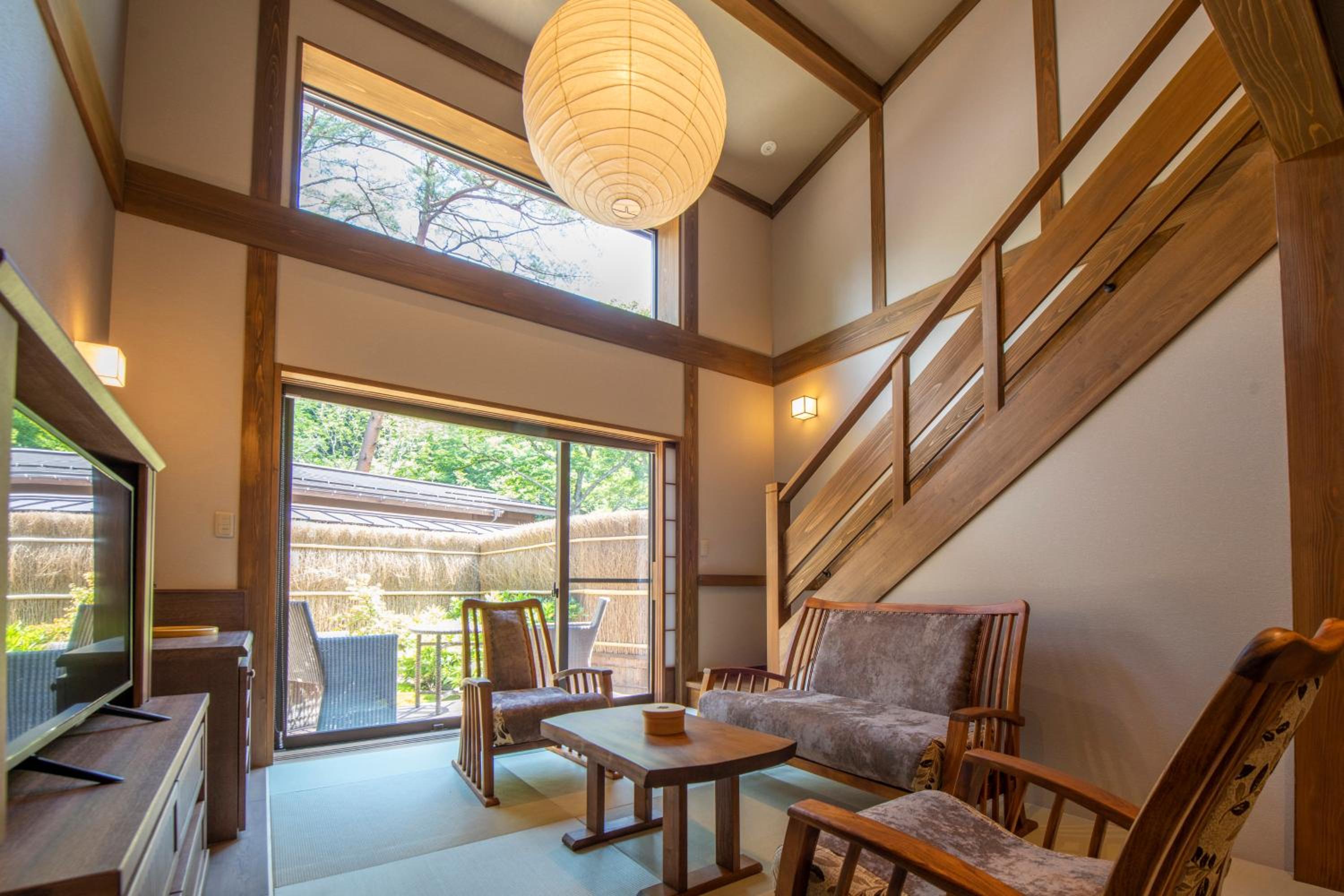 Suite - Photo 3
