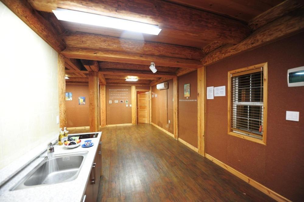 Family Room photo 2