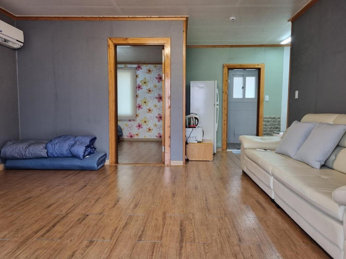 Family Room photo 1