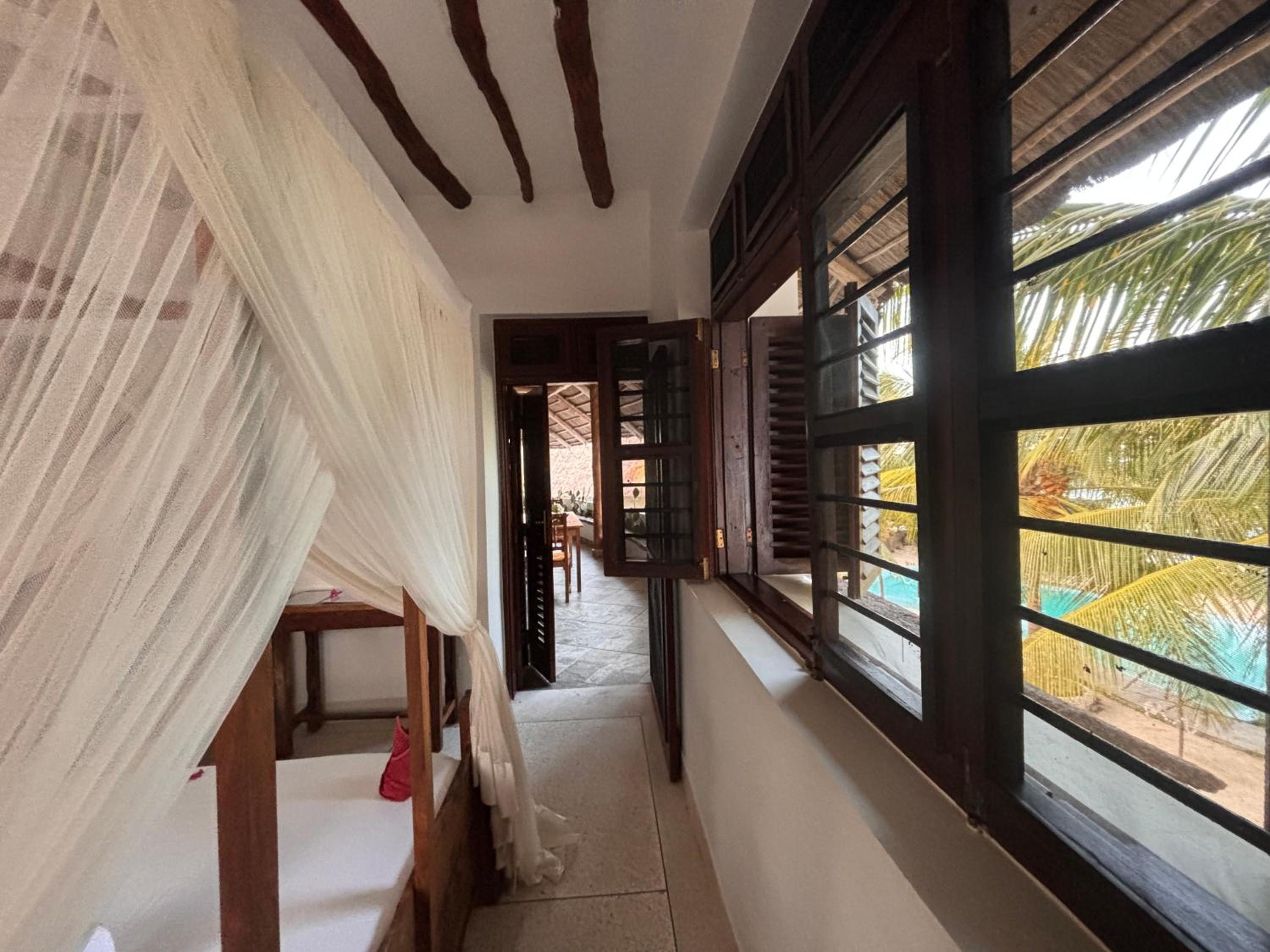 Family Room with Sea View - Photo 5