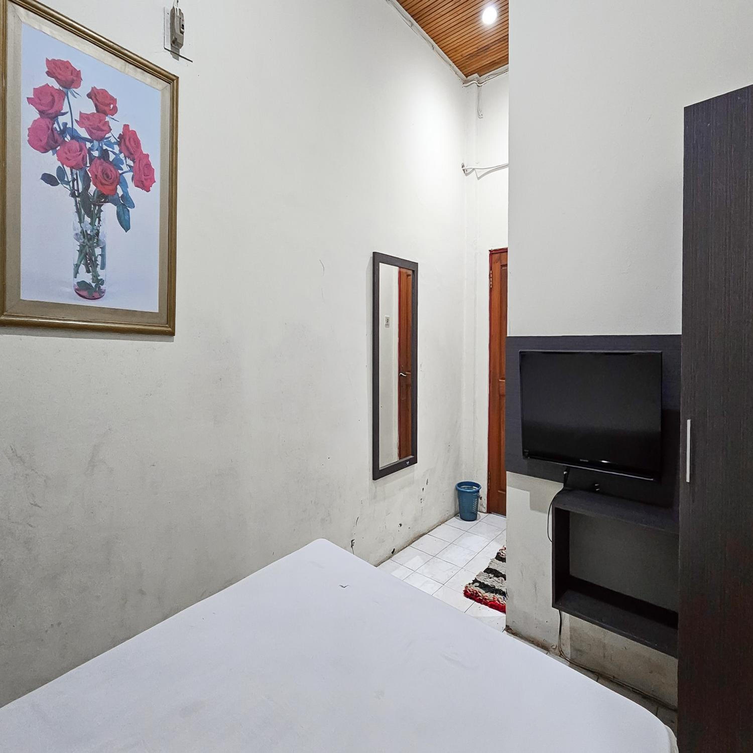 Standard Double Room - Photo 6
