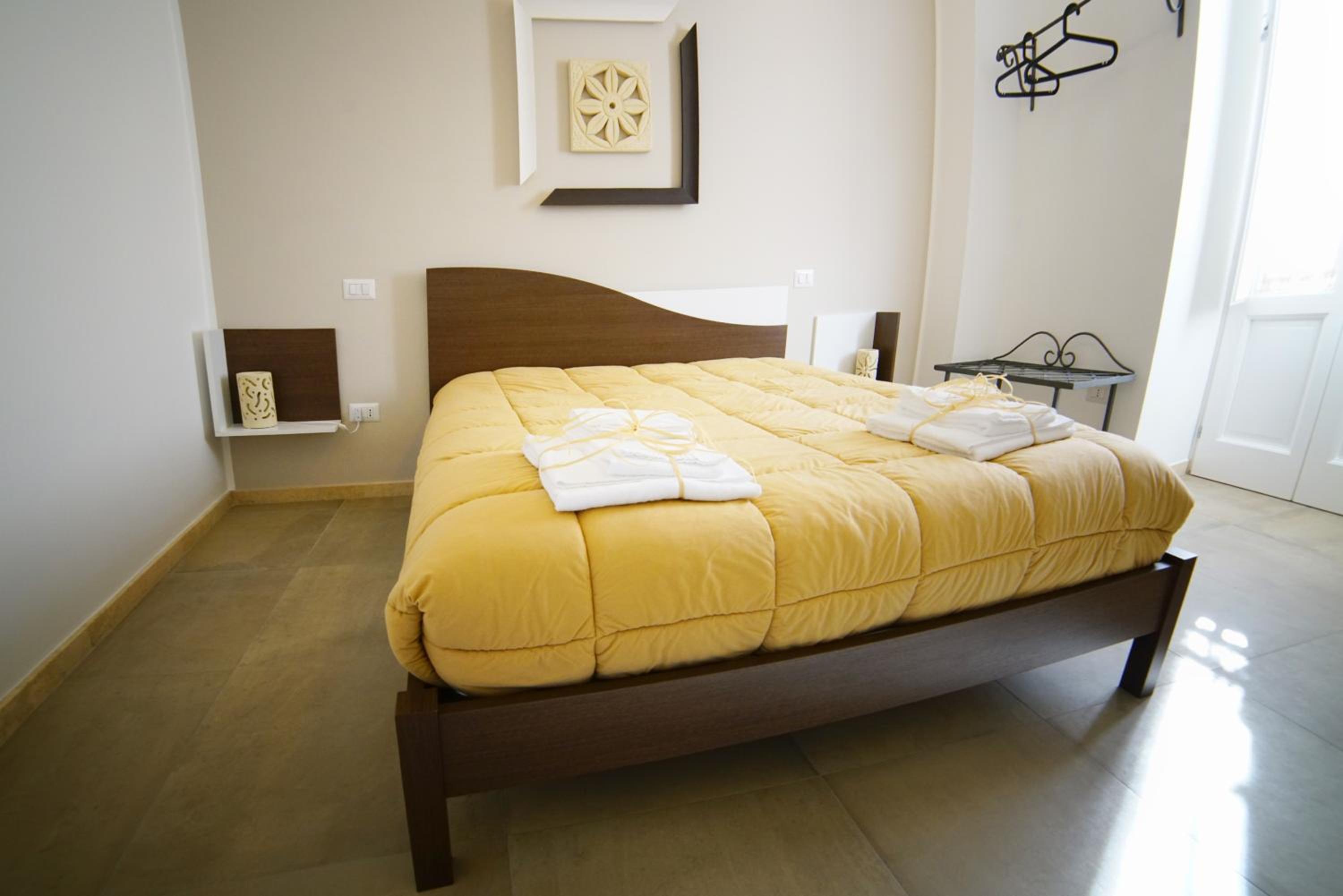 Standard Double Room - Photo 1
