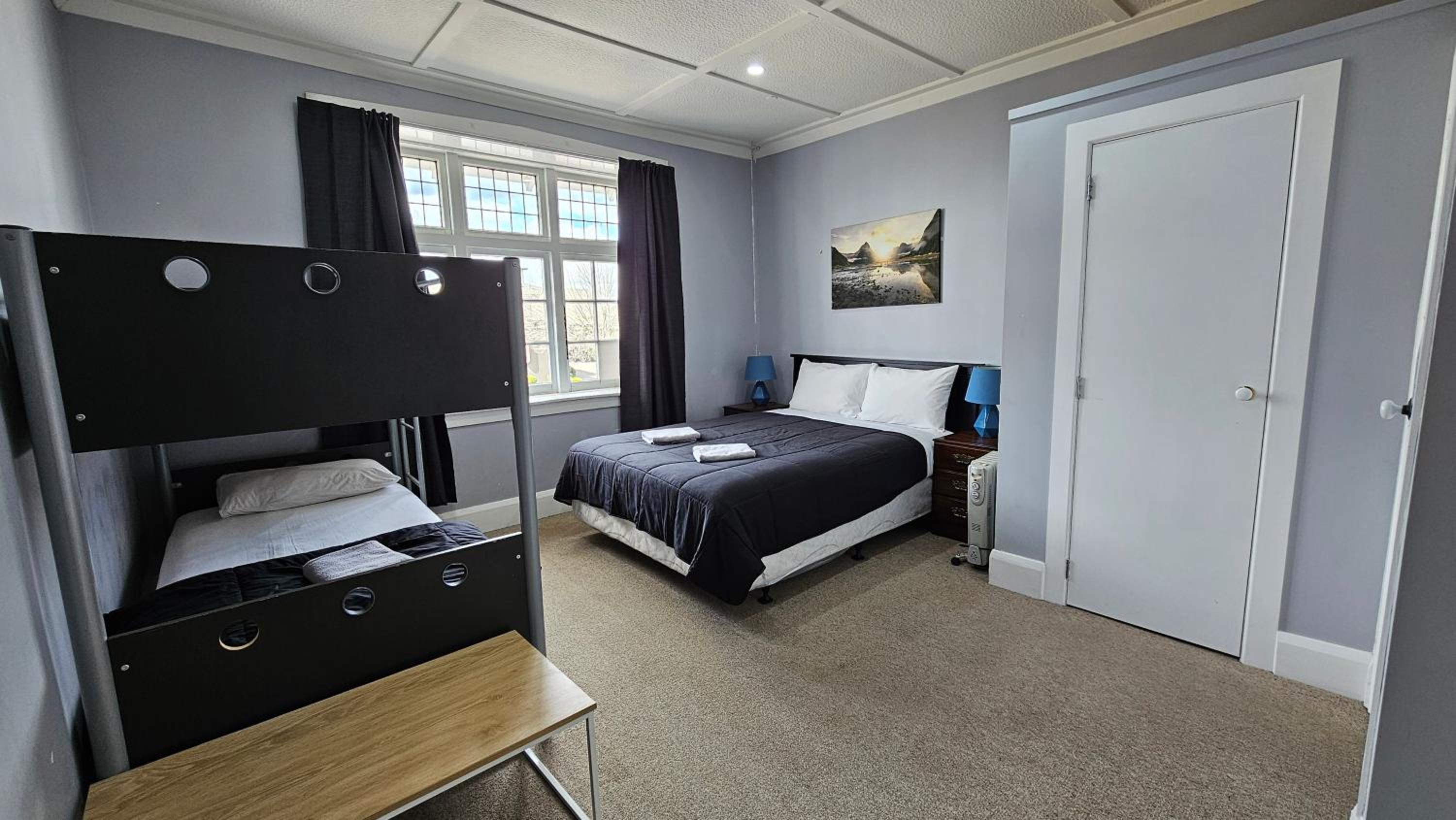 Family Room with Private Bathroom - Photo 1