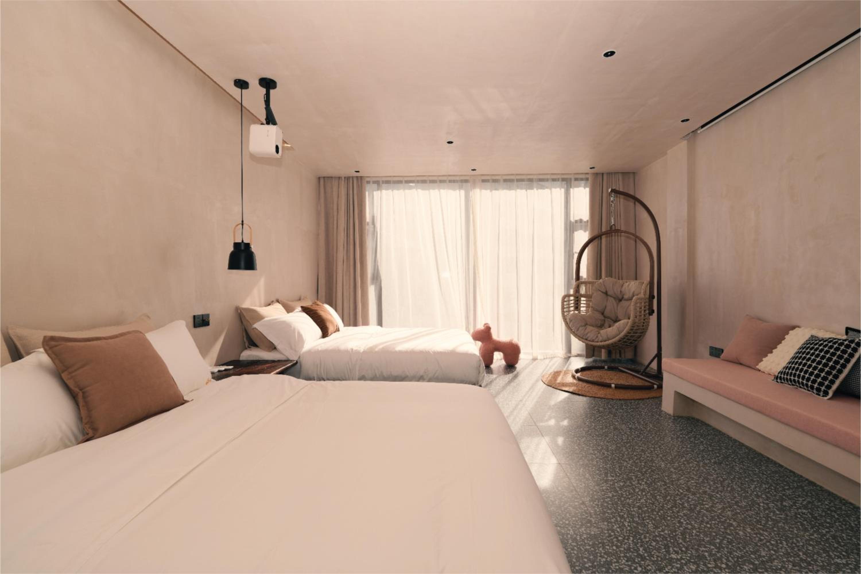 Superior Double Room with Two Double Beds photo 3
