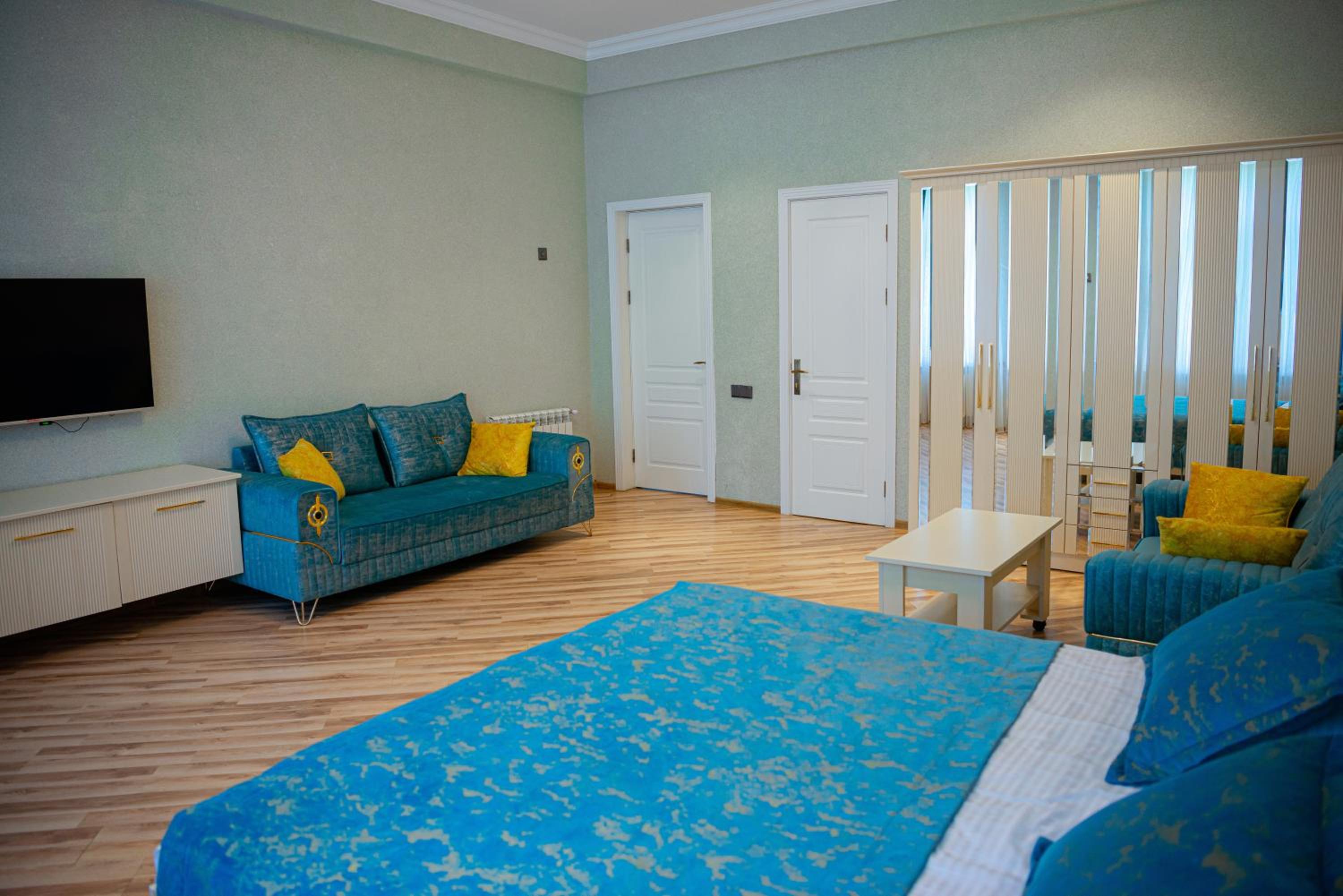 King Room with Garden View