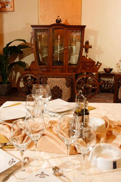 Standard King Room - Photo 4