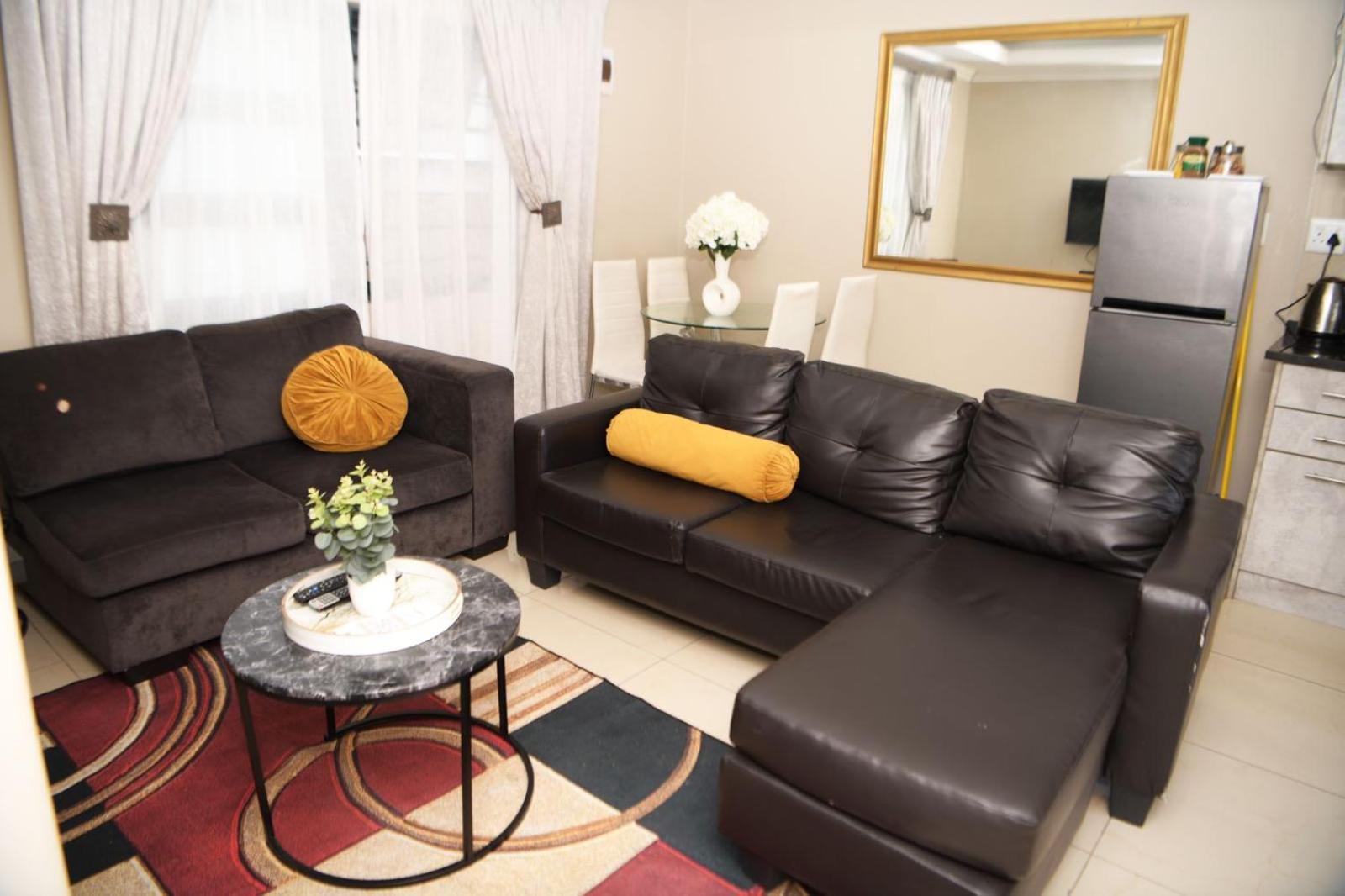 Two-Bedroom Apartment - Photo 15