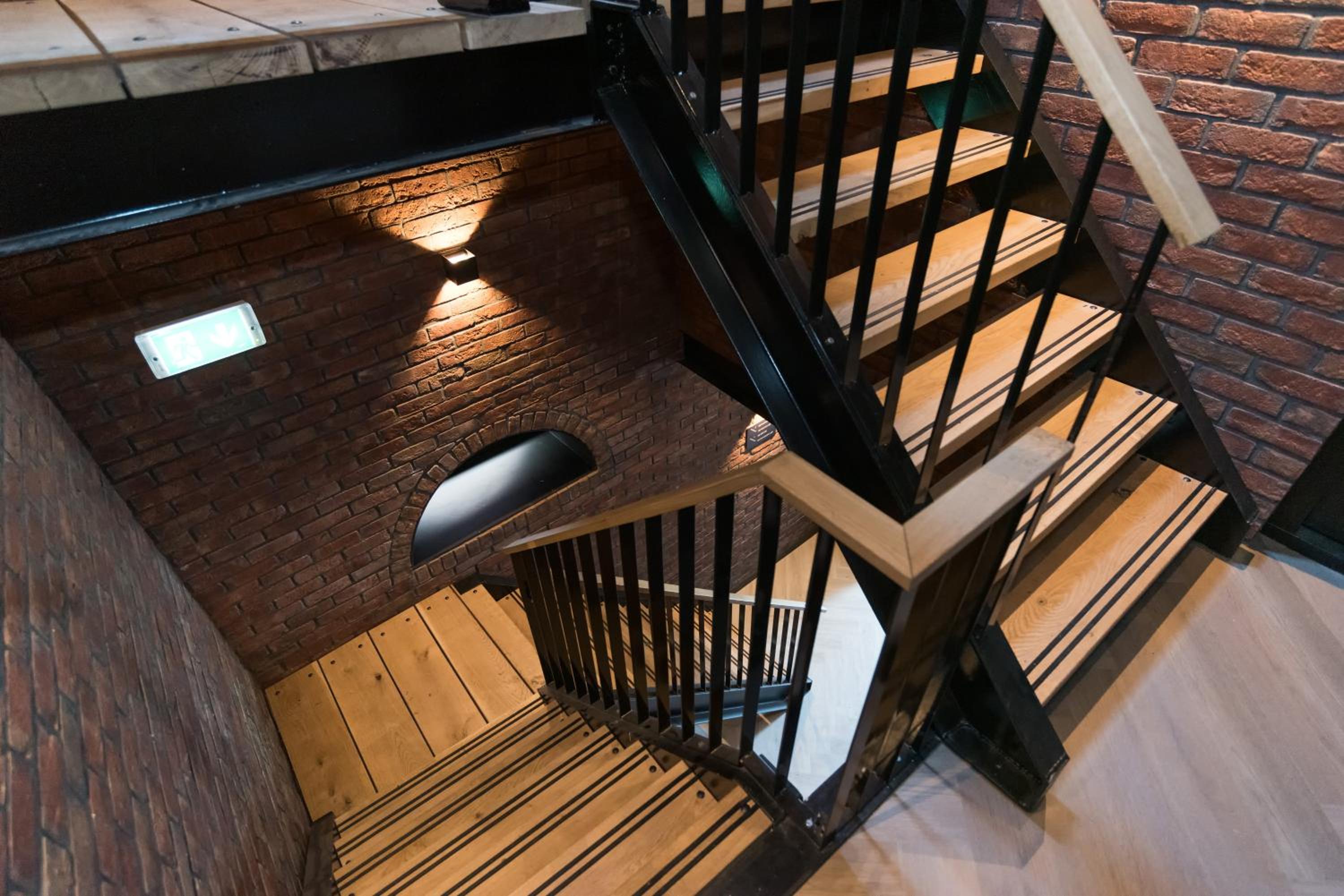 Two-Bedroom Loft Apartment photo 2