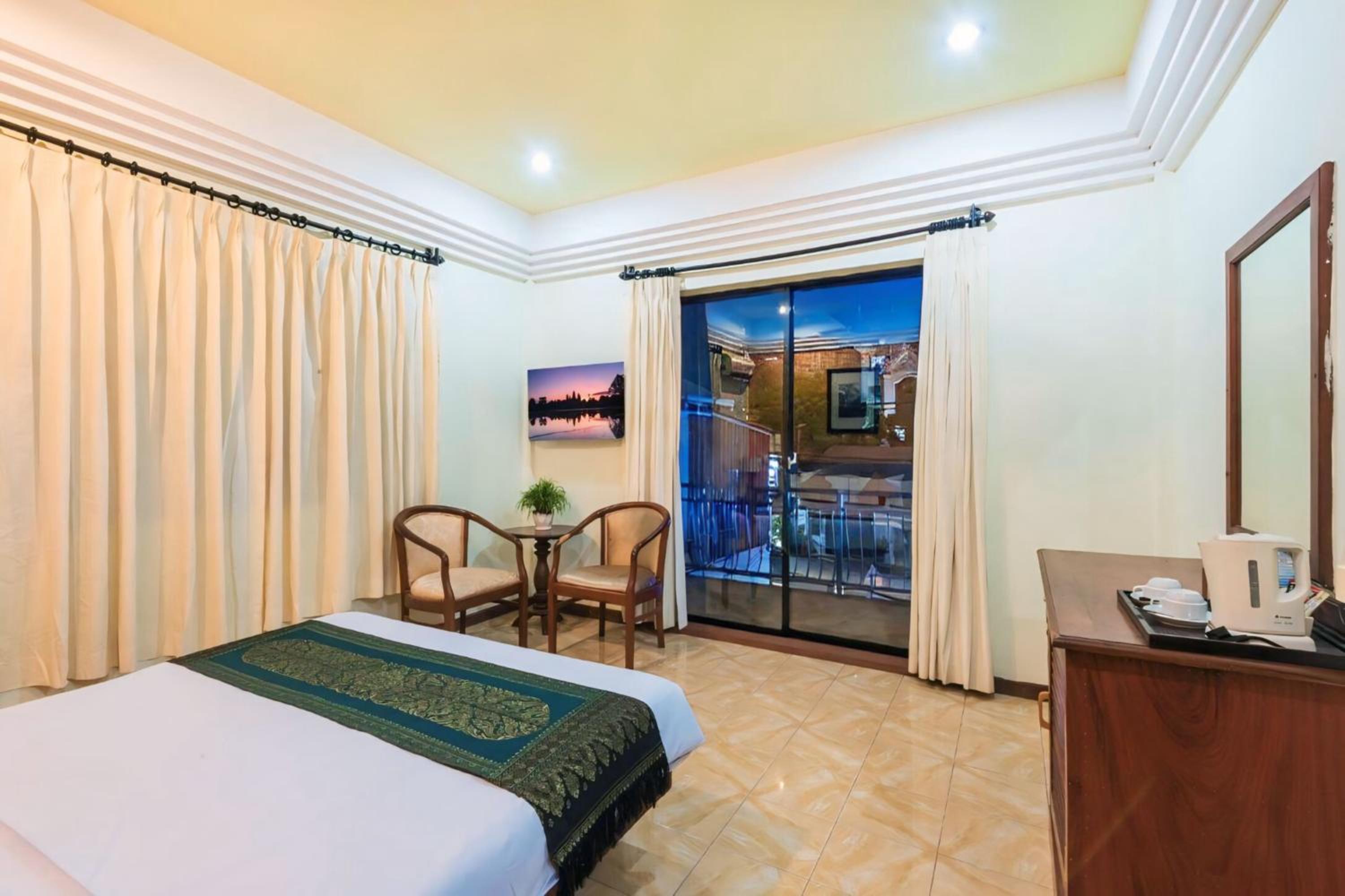 Superior Double Room - Photo 3