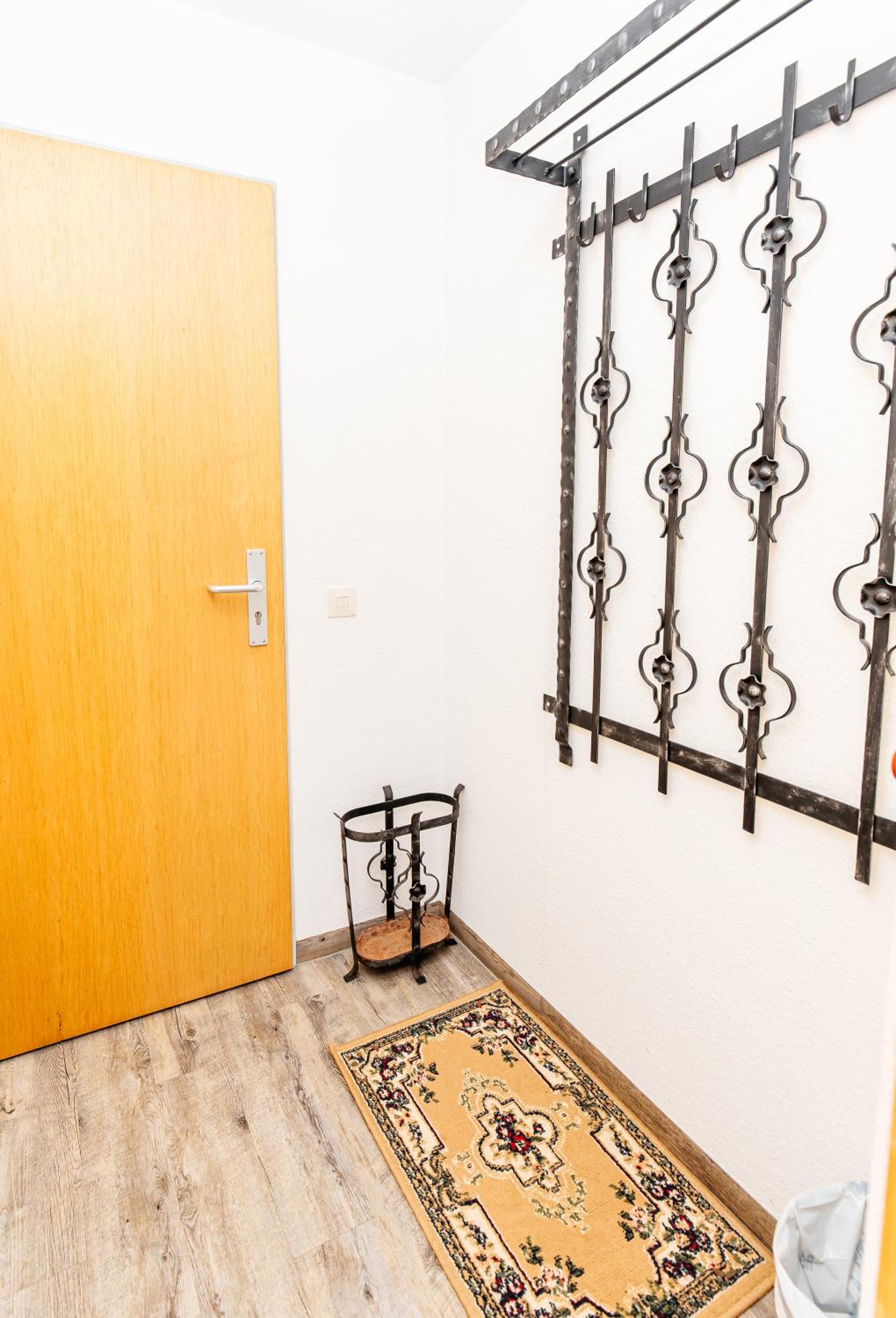 Deluxe Double Room (2 Adults + 1 Child) photo 3
