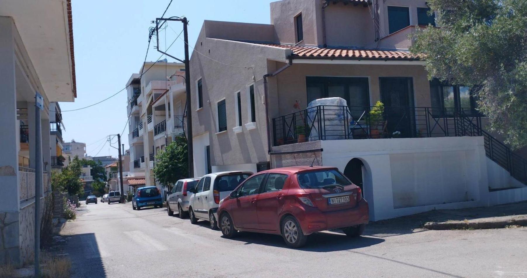 Maisonette photo 2