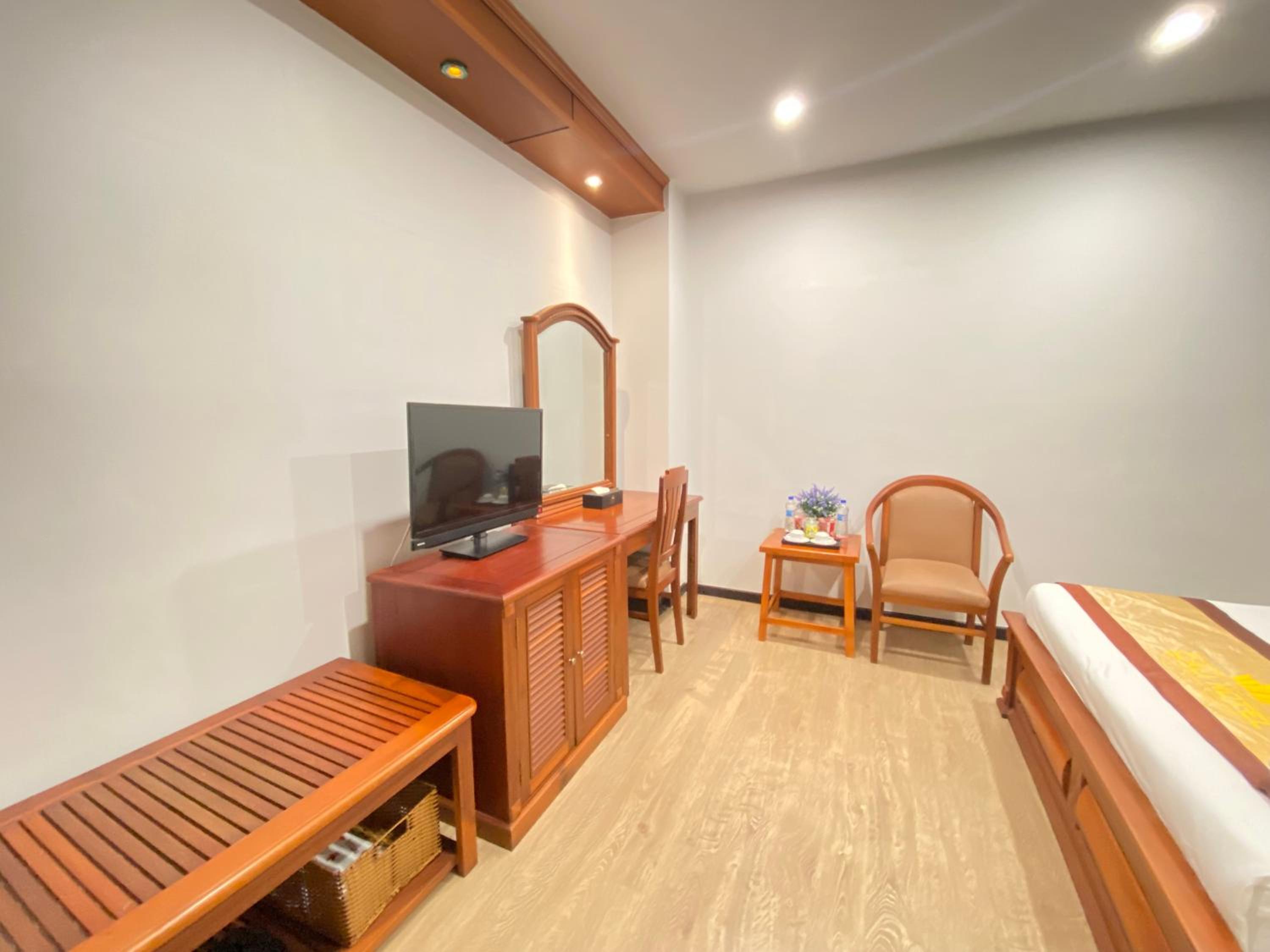 Standard Double Room - Photo 4