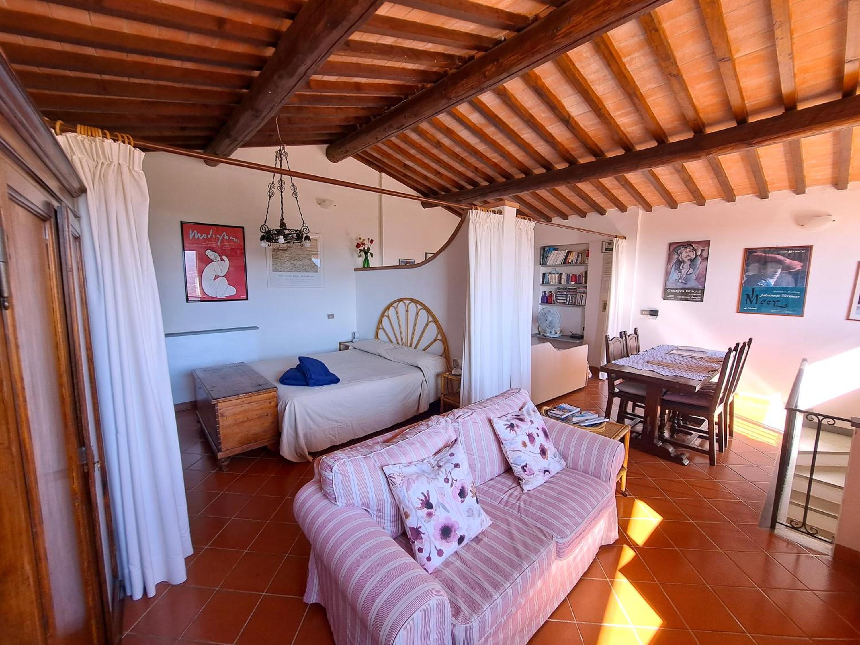 One-Bedroom House photo 1