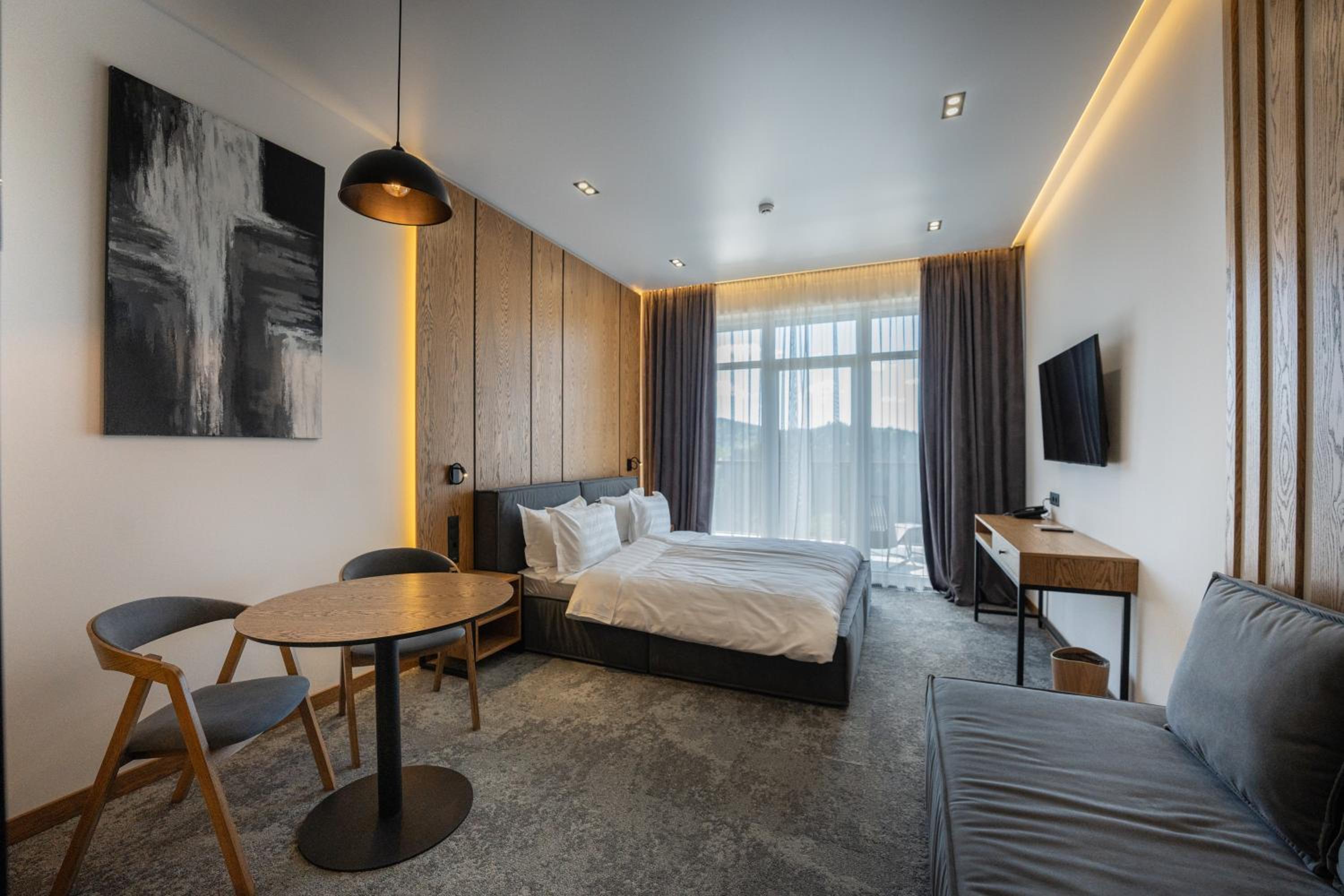 Standard King Room