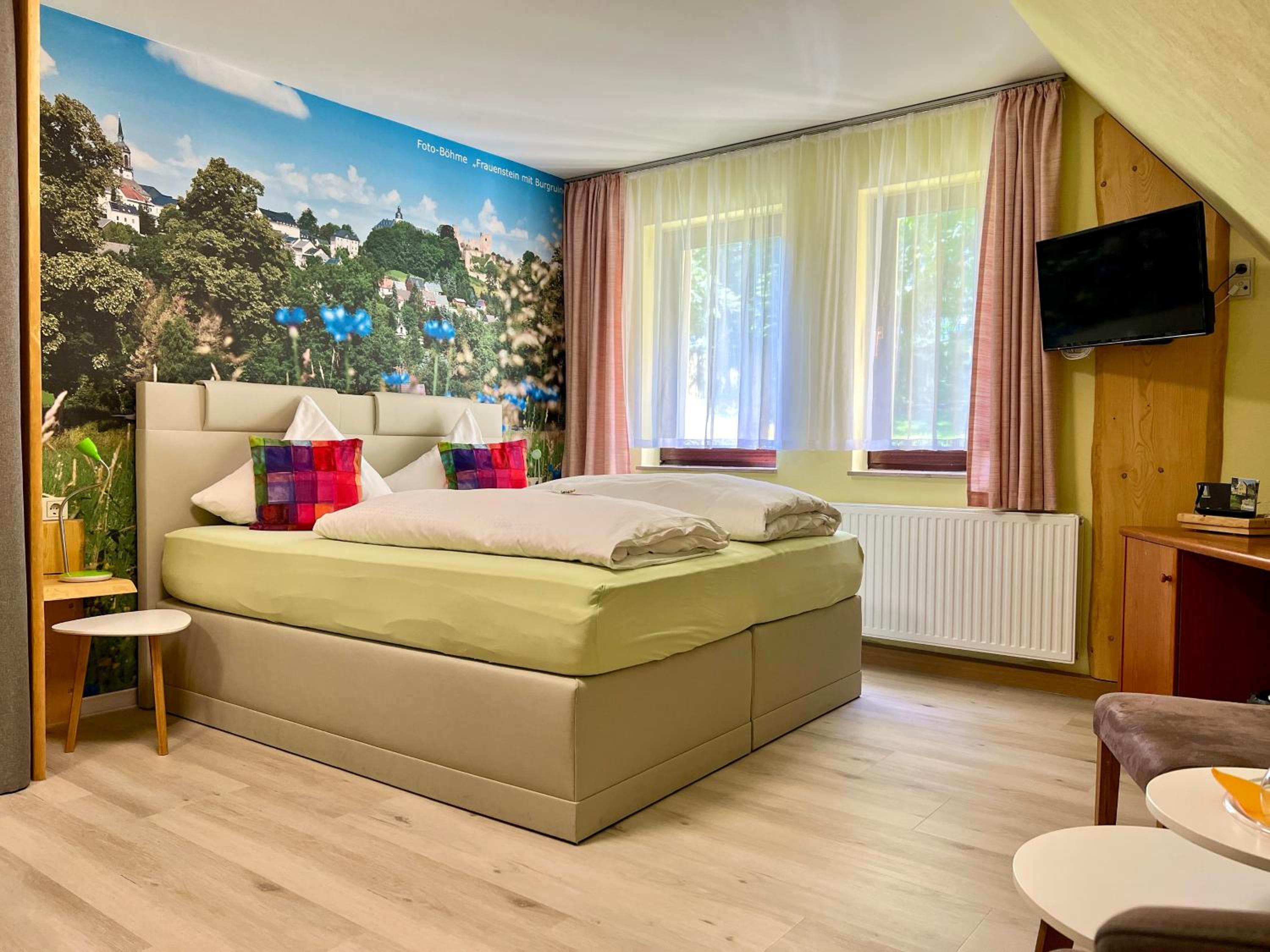 Standard Double Room - Photo 3
