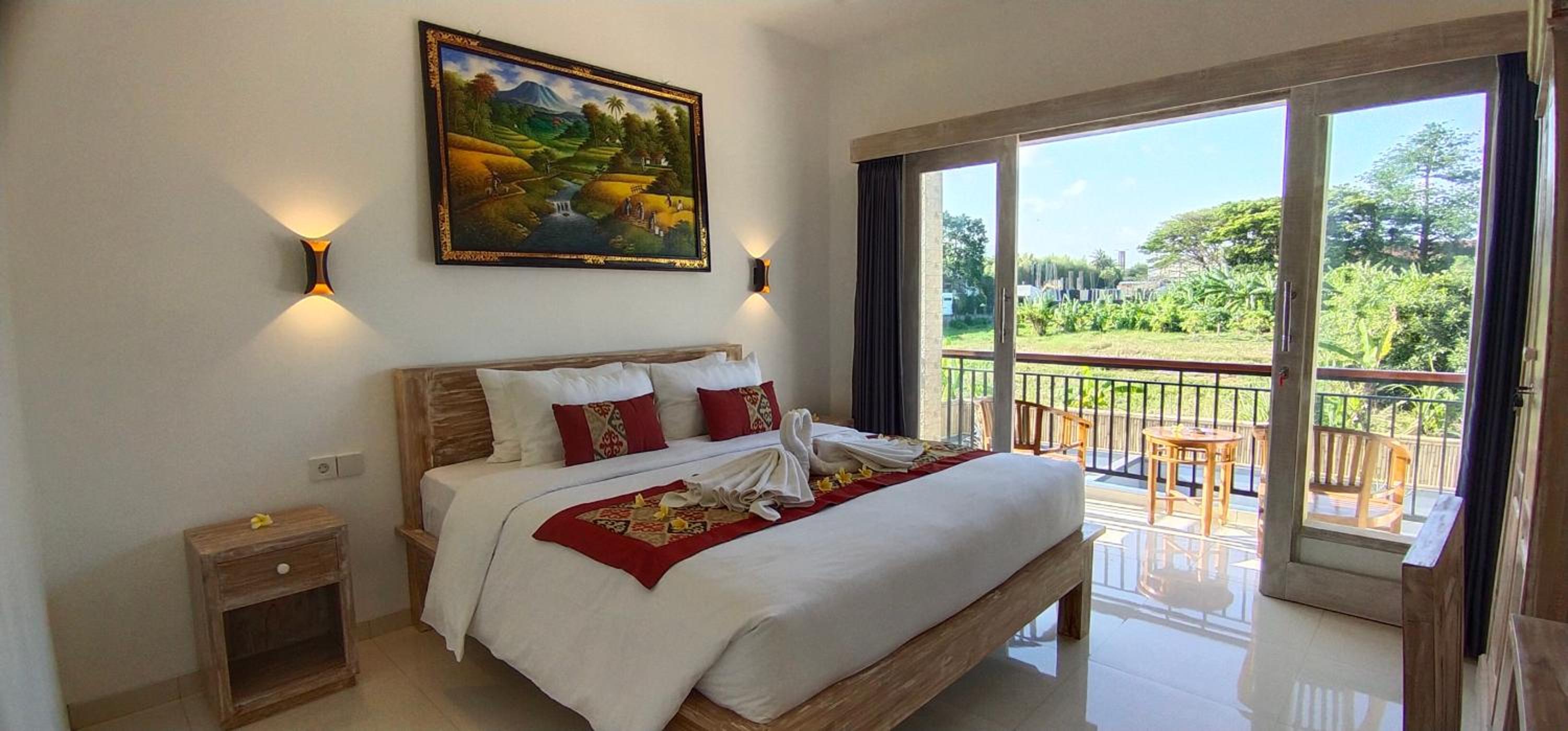 King Room with Balcony photo 1