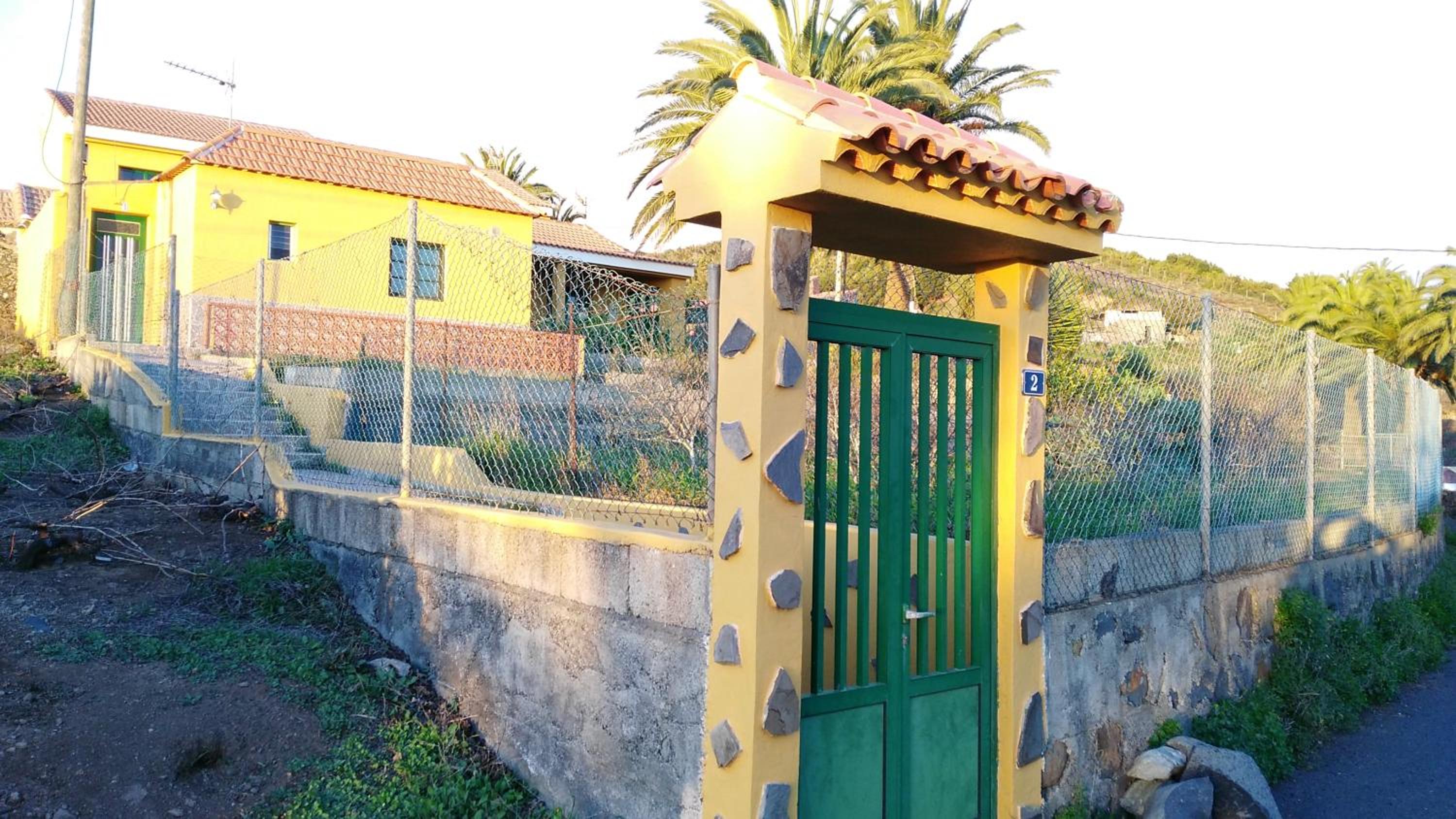 One-Bedroom House with Mountain View (3 Adults) photo 3