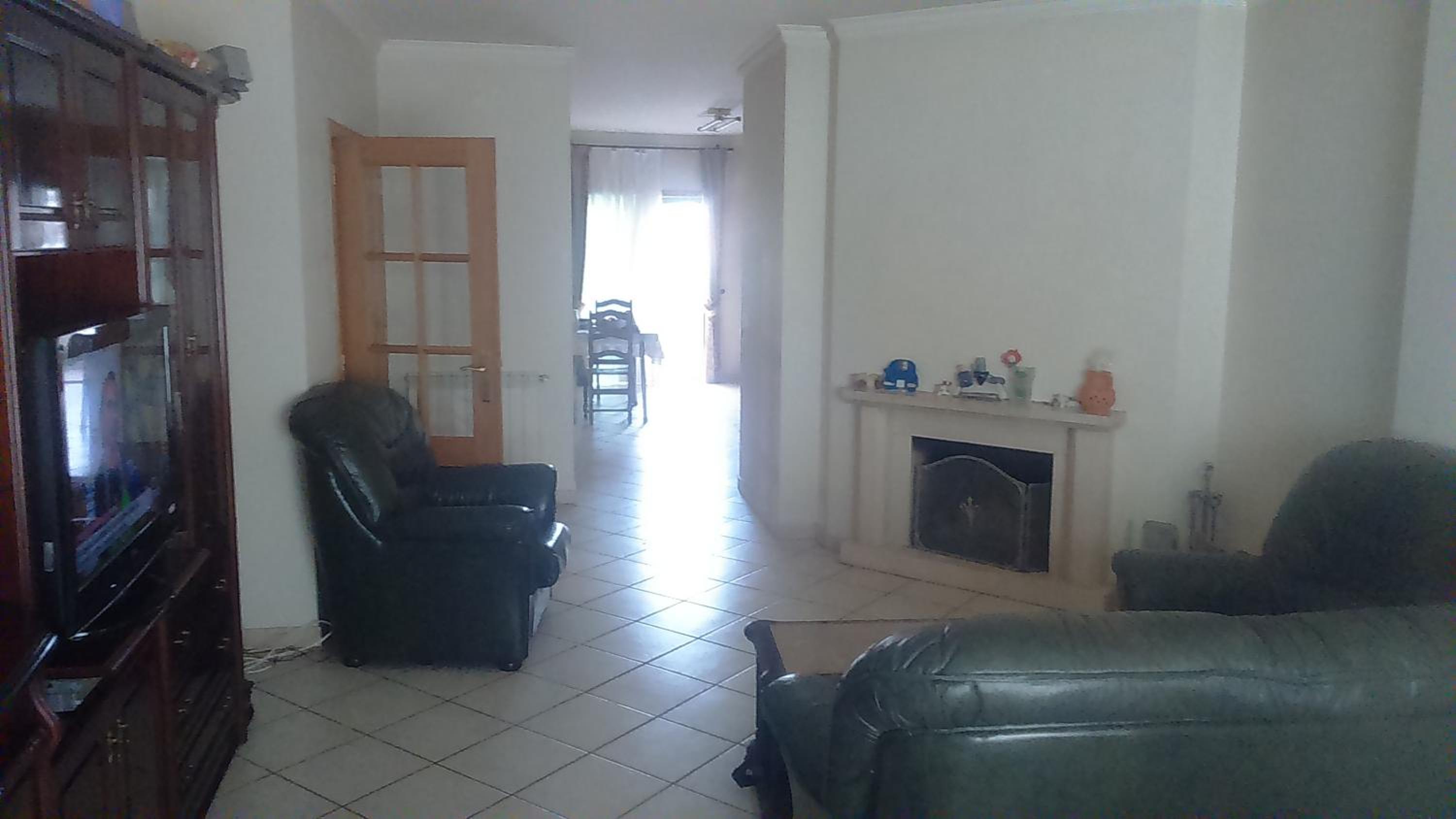 Family Room - Photo 2