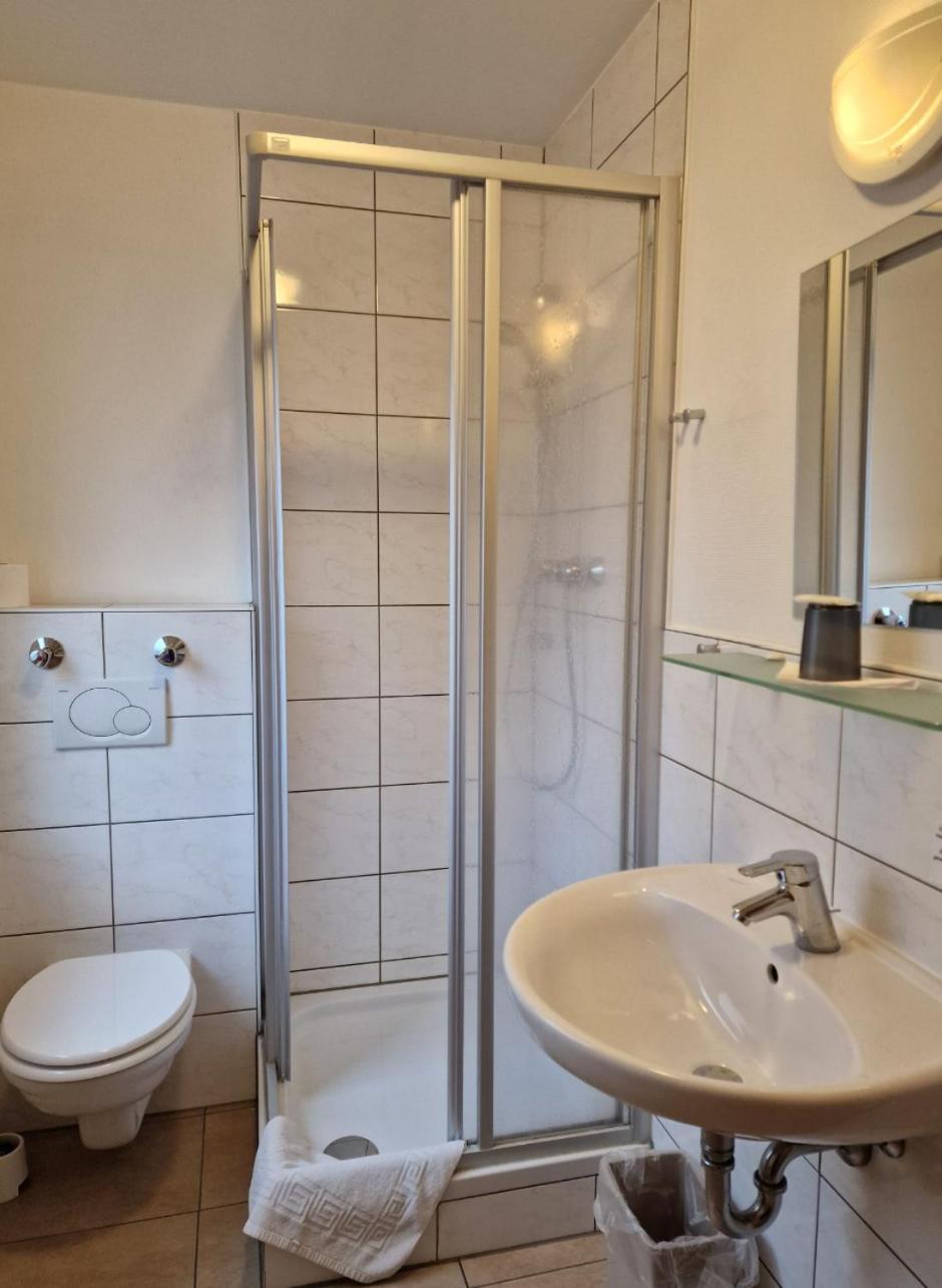 Single Room with Private External Bathroom
