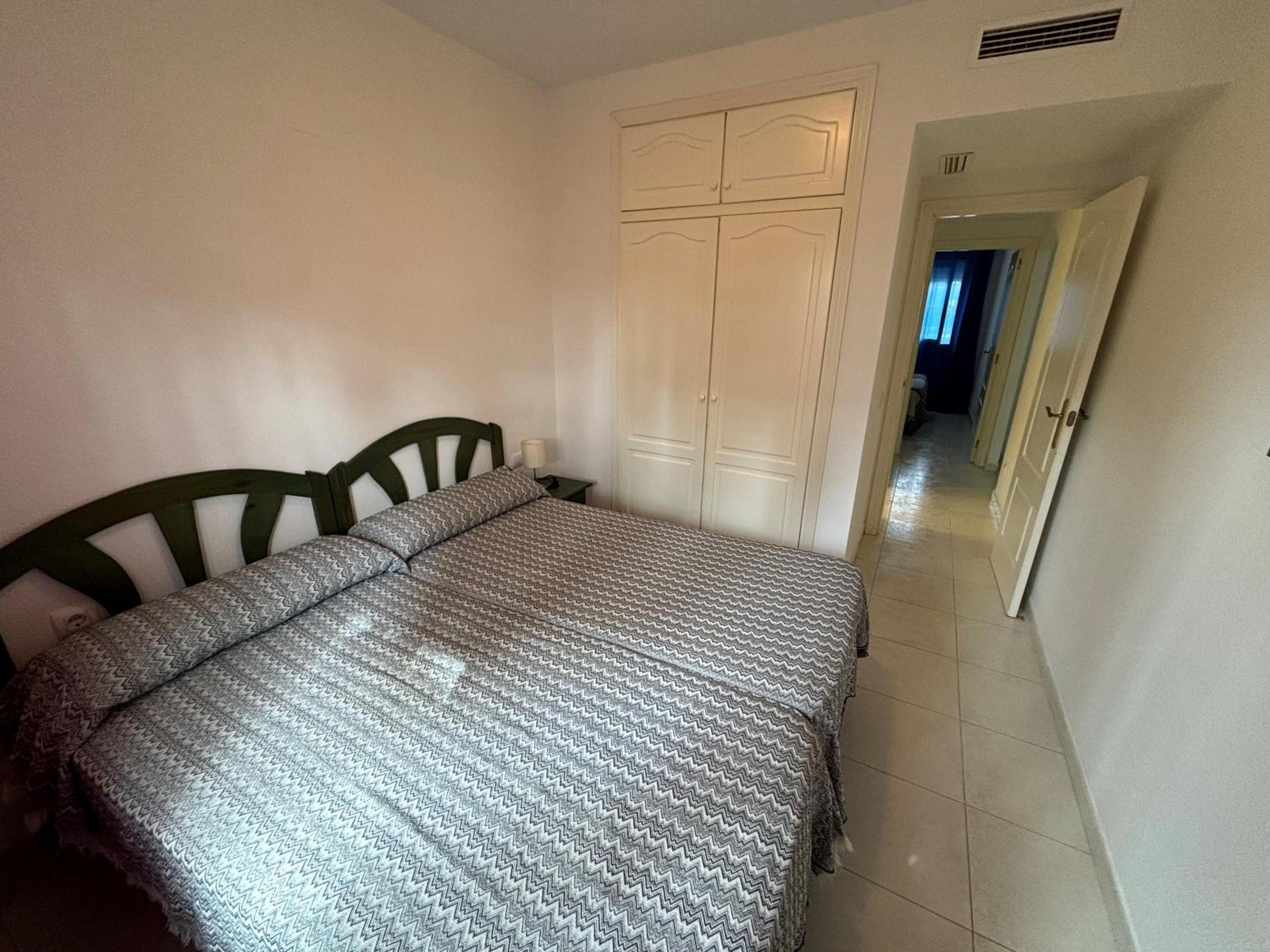 Apartamento de Dos Habitaciones con Terraza