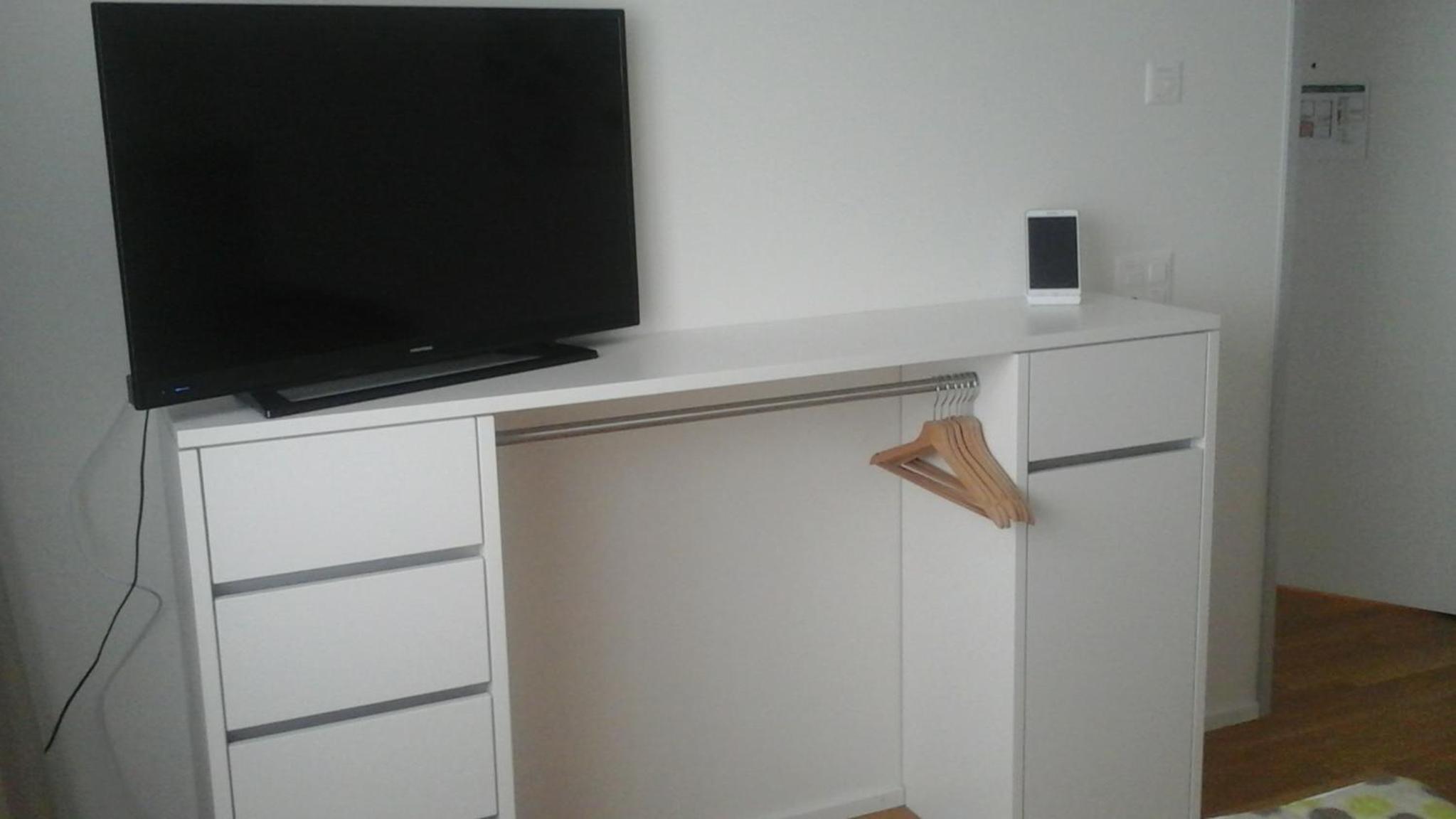 Deluxe Junior Suite - Photo 13
