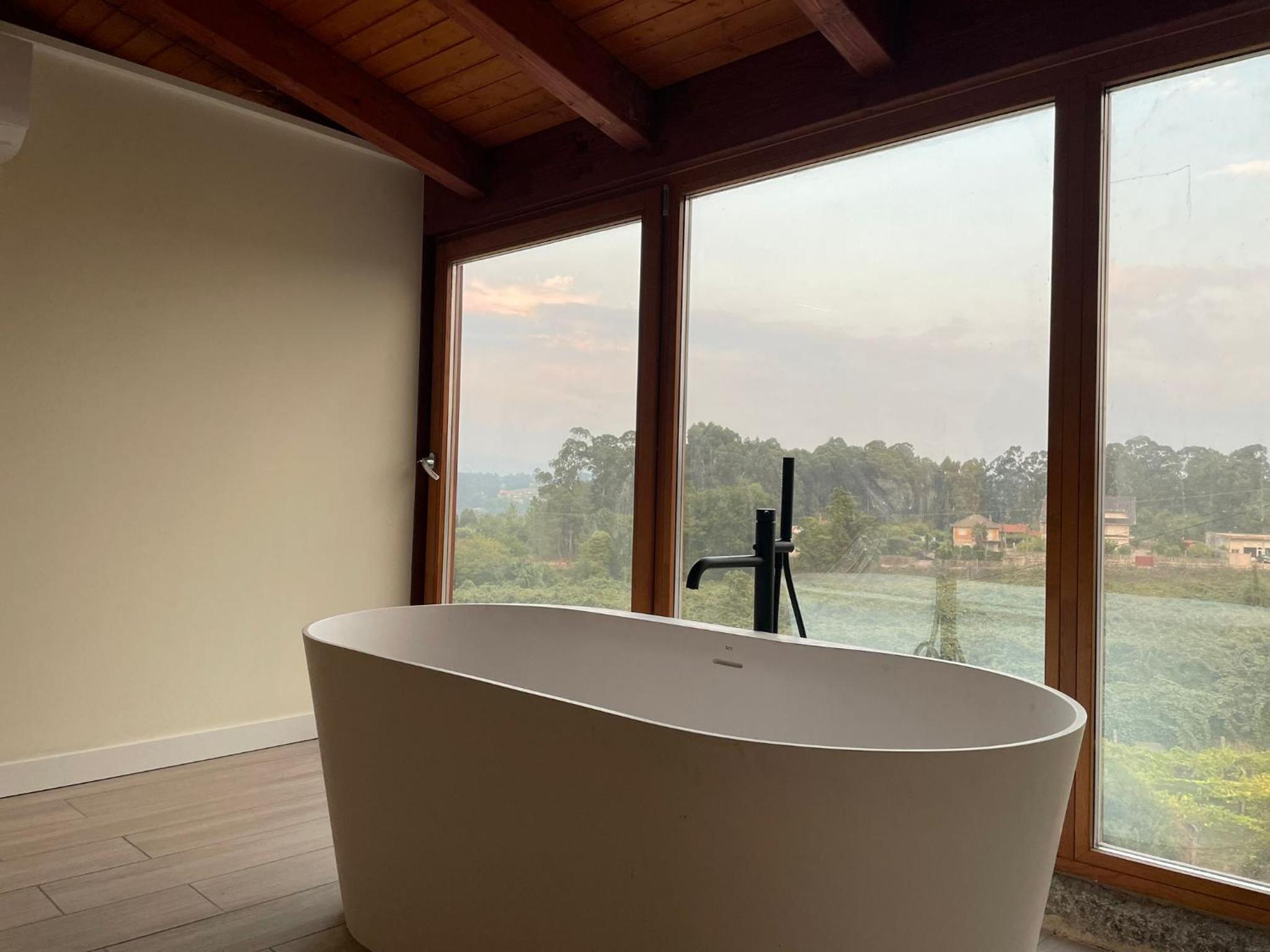 Deluxe Double Room with Bath photo 2