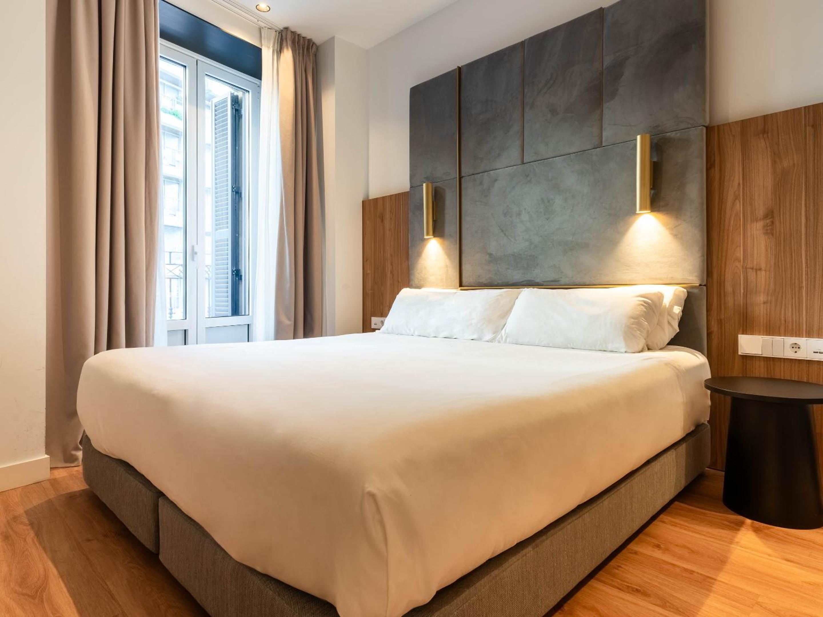 Apartamento de una habitación con balcón